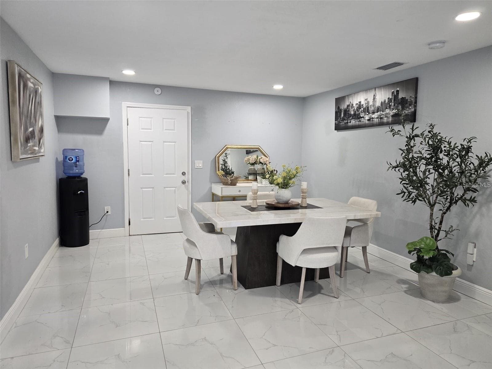 Single Family Residence at 16225 WHIPPOORWILL LN, SPRING HILL, photo 3 of 39