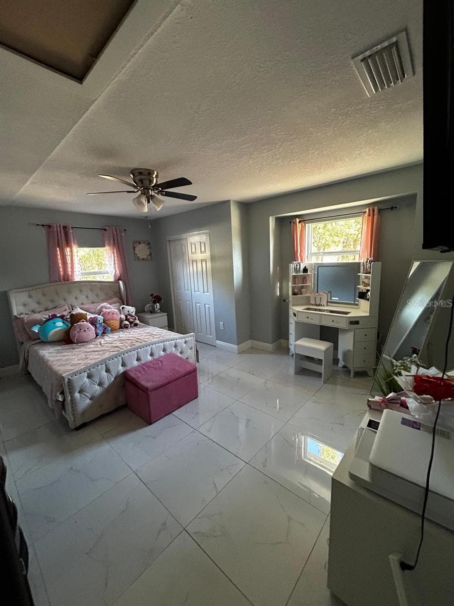 Single Family Residence at 16225 WHIPPOORWILL LN, SPRING HILL, photo 10 of 39