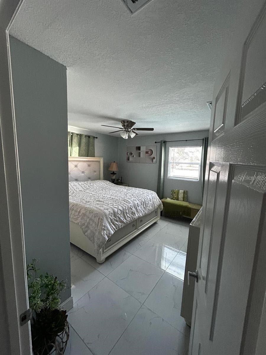Single Family Residence at 16225 WHIPPOORWILL LN, SPRING HILL, photo 13 of 39