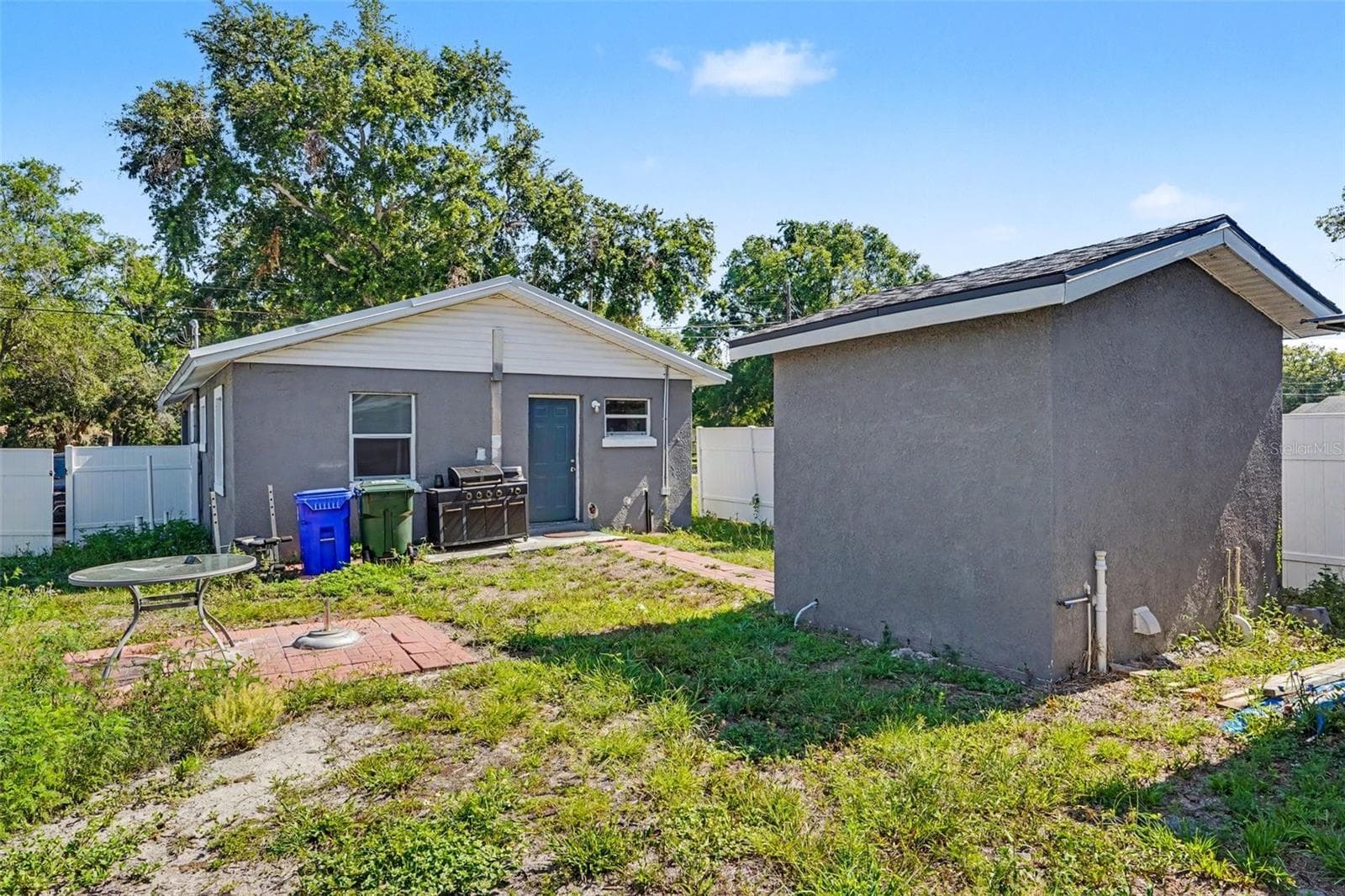 Single Family Residence at 614 W 6TH ST, LAKELAND, photo 14 of 16