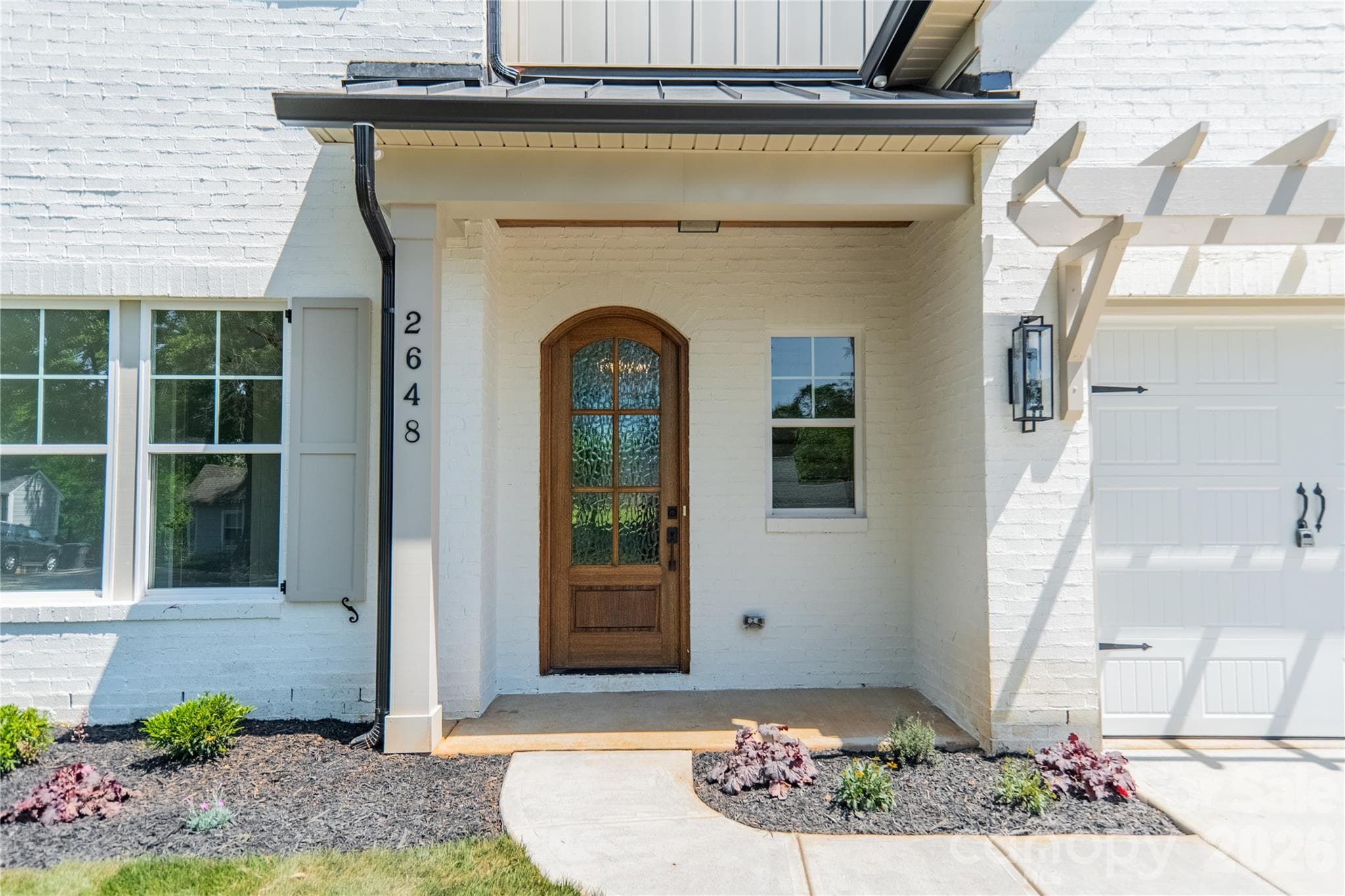 Single Family Residence at 2648 Roslyn Avenue, Charlotte, photo 5 of 40