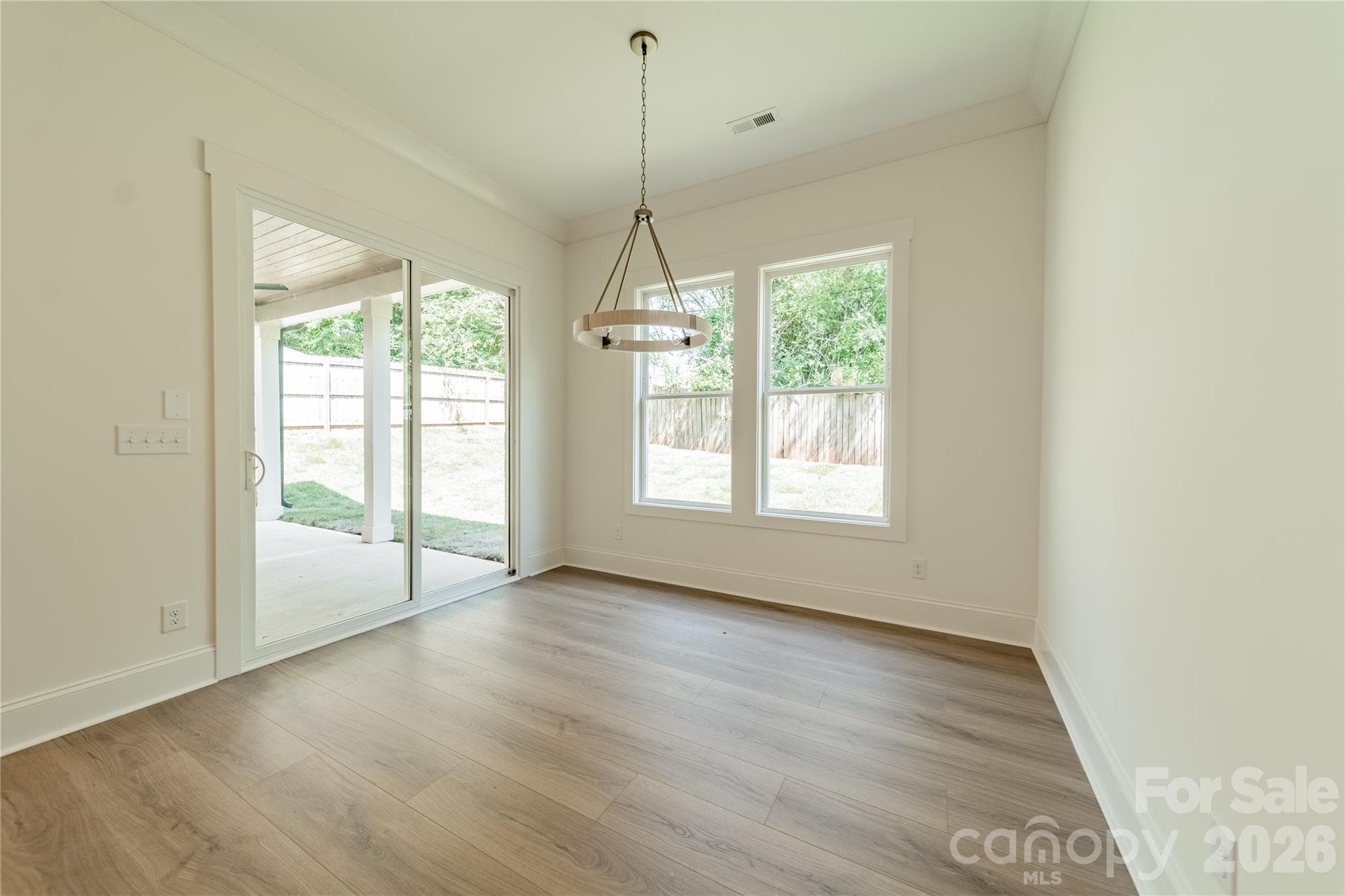 Single Family Residence at 2648 Roslyn Avenue, Charlotte, photo 19 of 40