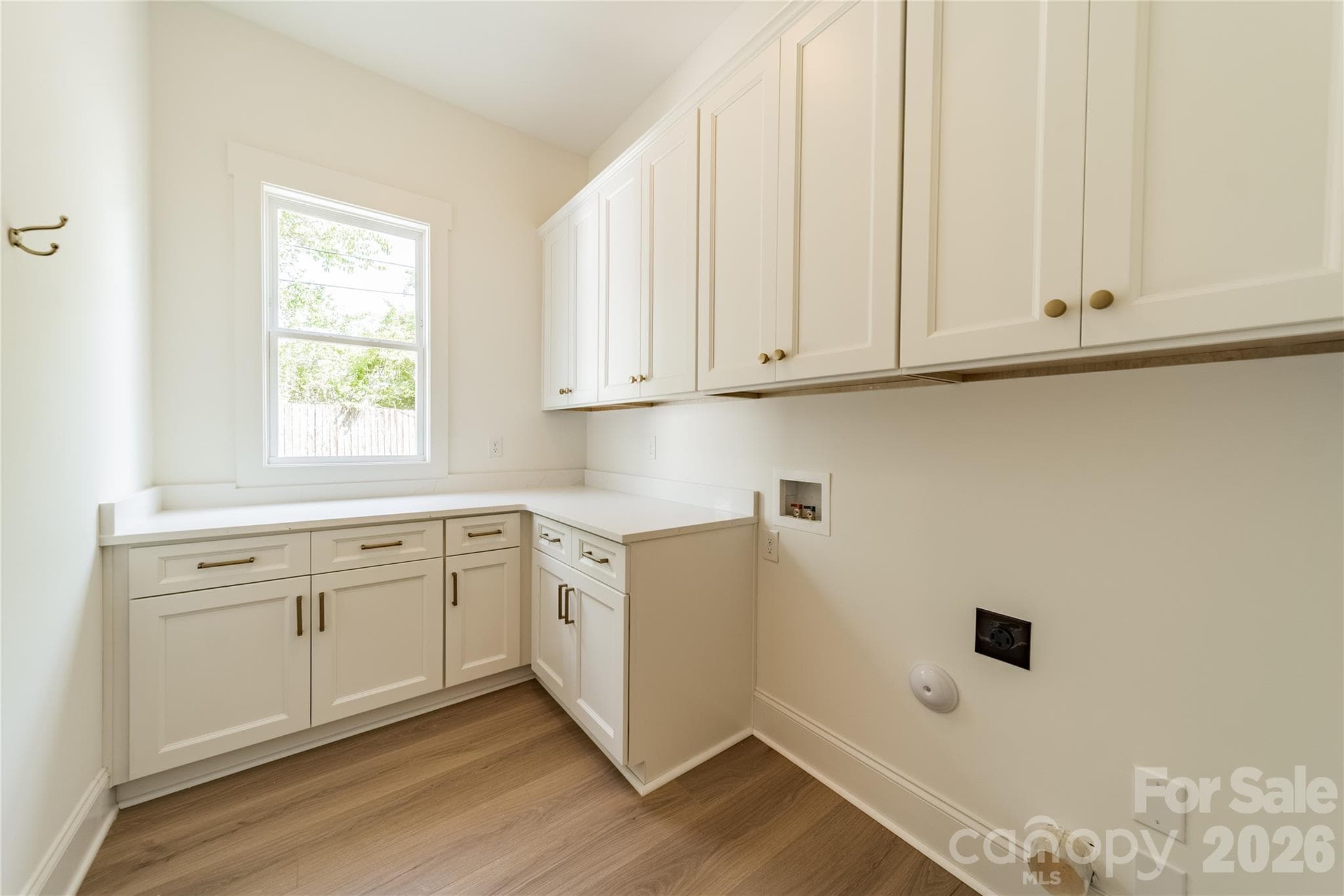 Single Family Residence at 2648 Roslyn Avenue, Charlotte, photo 23 of 40