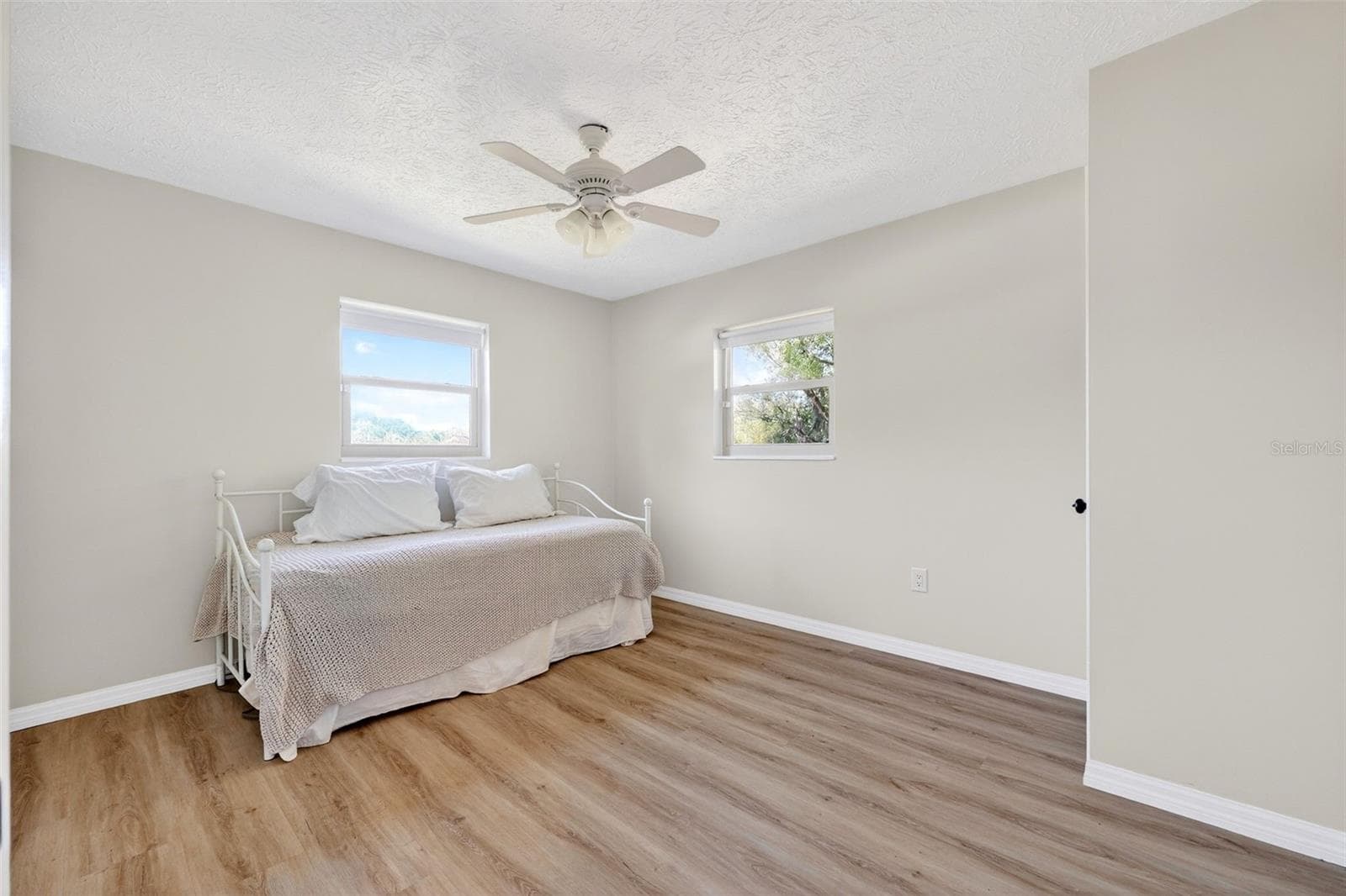 Second bedroom on second floor - 19801 GUNN HWY, ODESSA