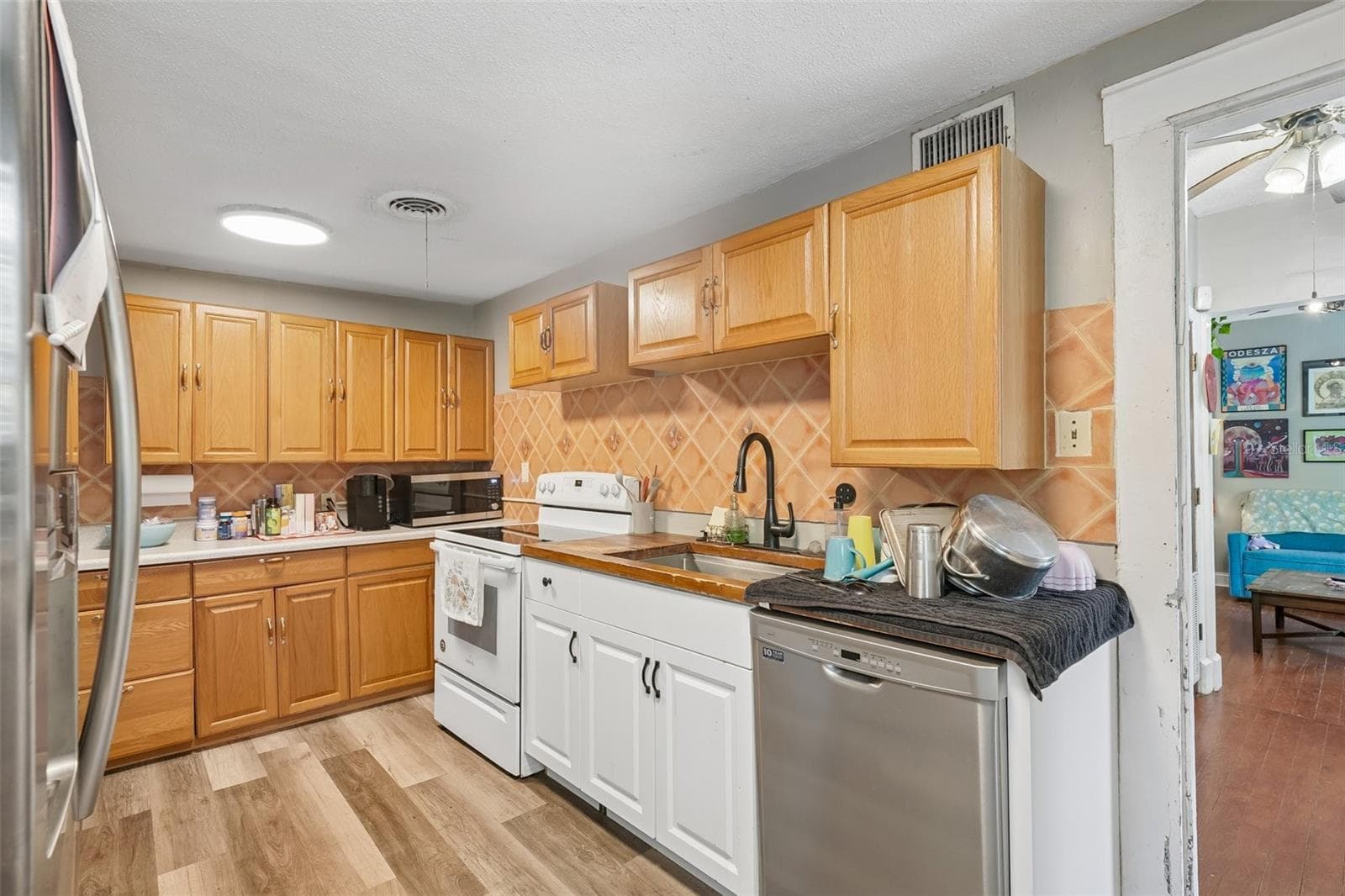 Single Family Residence at 1028 8TH AVE S, ST PETERSBURG, photo 13 of 30