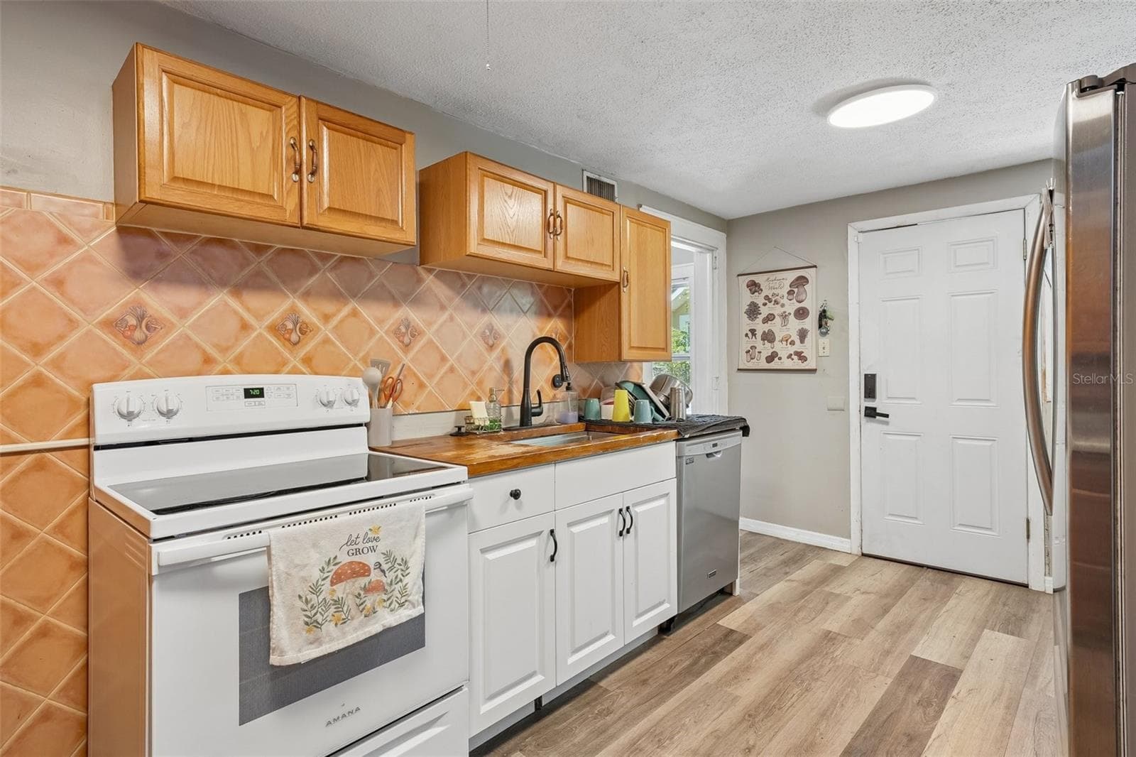 Single Family Residence at 1028 8TH AVE S, ST PETERSBURG, photo 15 of 30