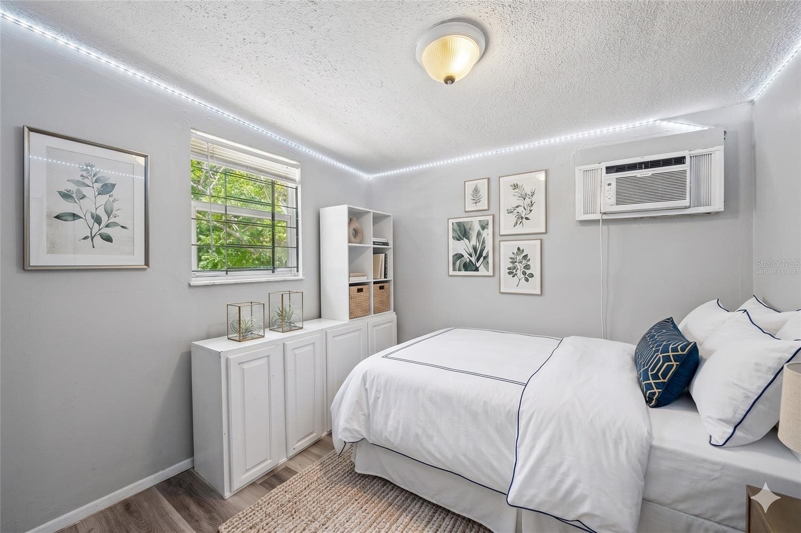 Virtually Staged - 1028 8TH AVE S, ST PETERSBURG