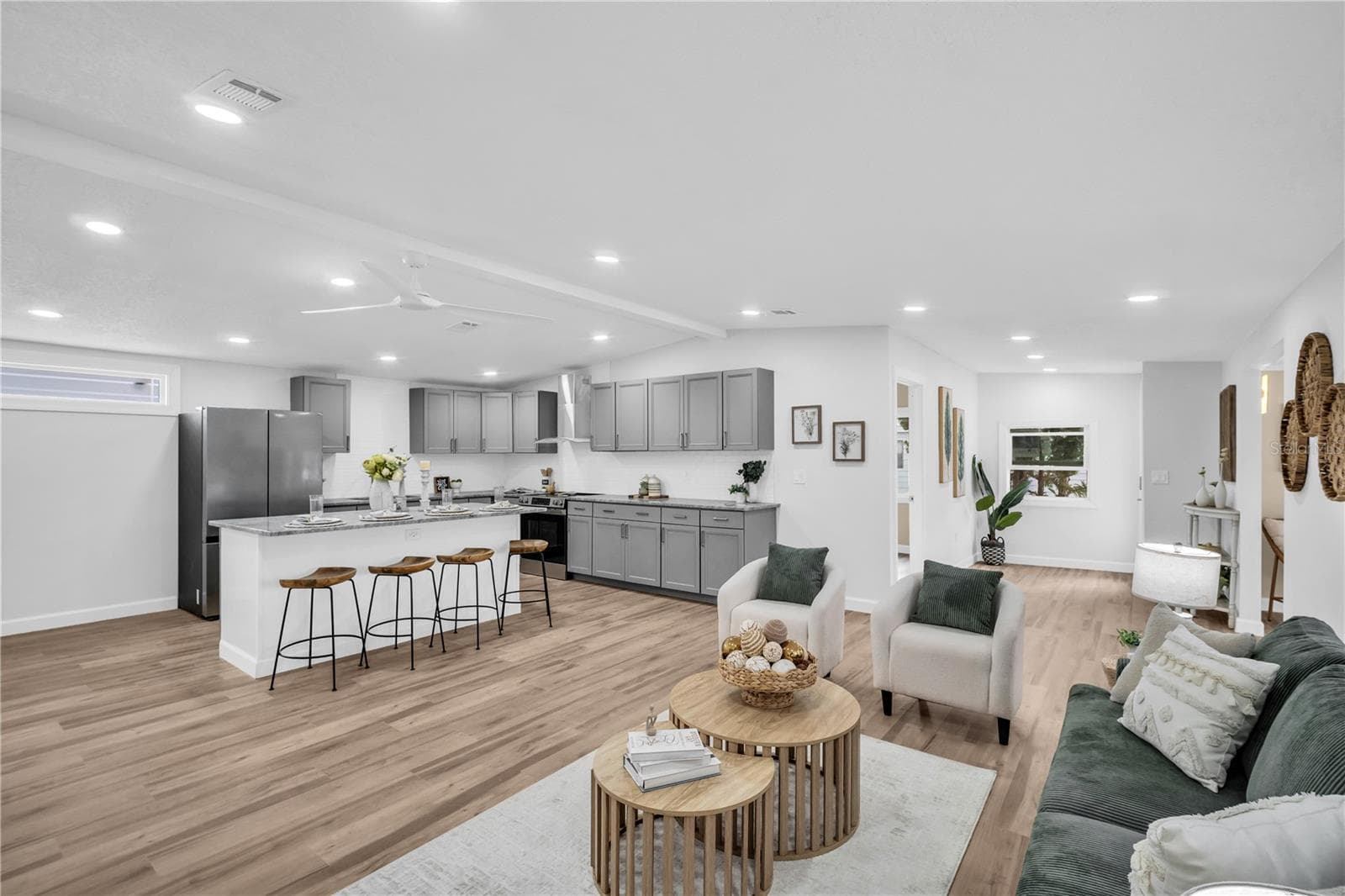 Manufactured Home at 193 BLUE MARLIN DR, OLDSMAR, photo 18 of 41