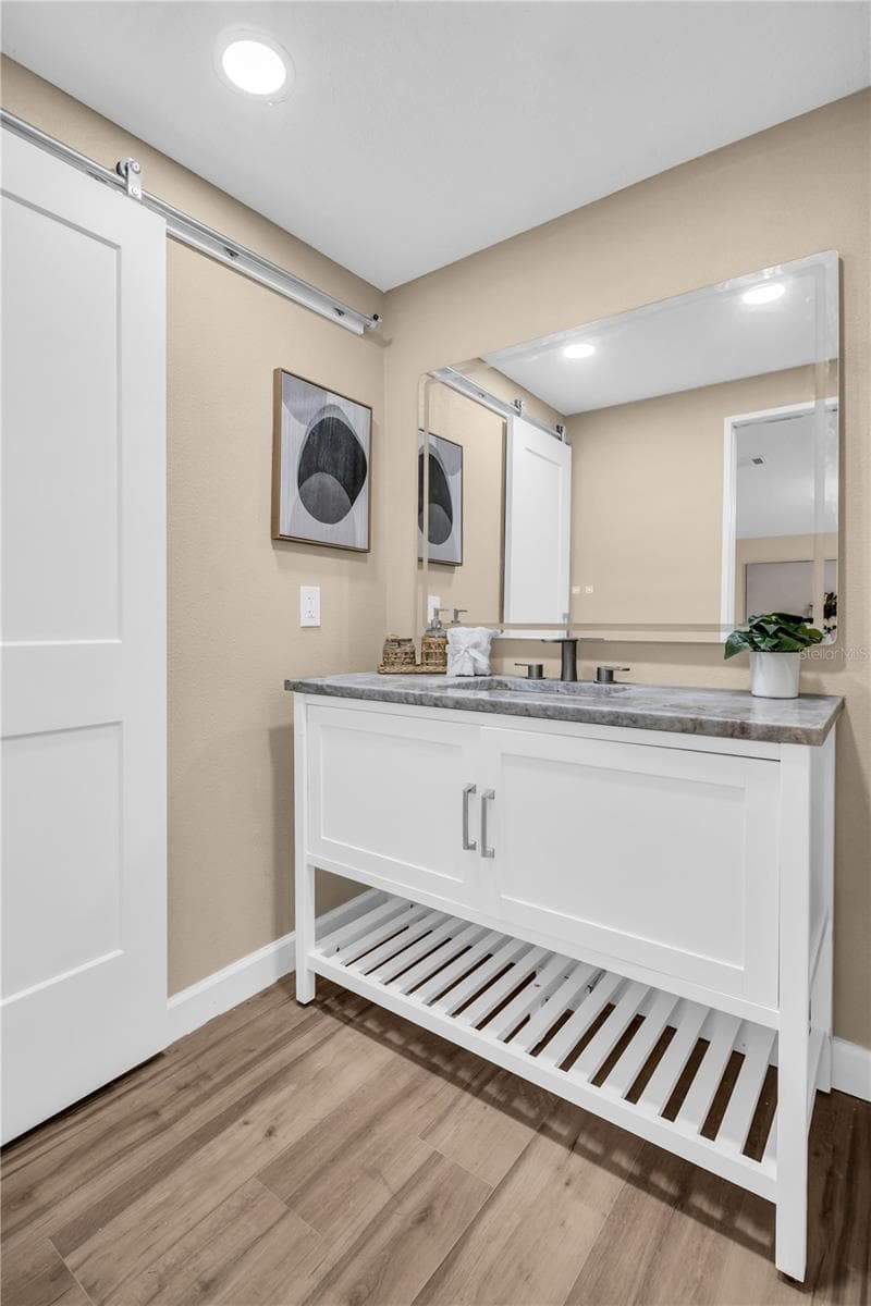 Manufactured Home at 193 BLUE MARLIN DR, OLDSMAR, photo 25 of 41