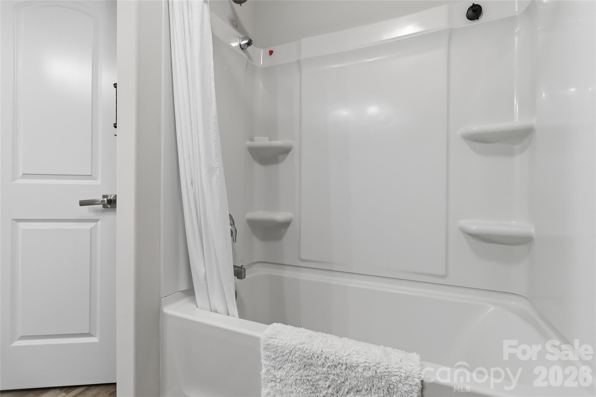 Single Family Residence at 2220 Pinnacle View Drive, Kings Mountain, photo 24 of 30