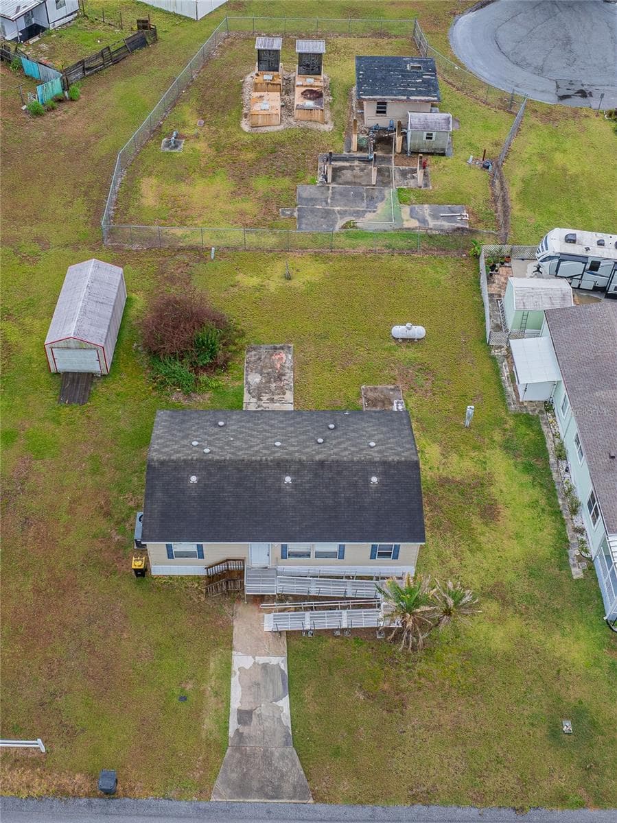 Manufactured Home at 2308 KAY ST, LAKE ALFRED, photo 2 of 27