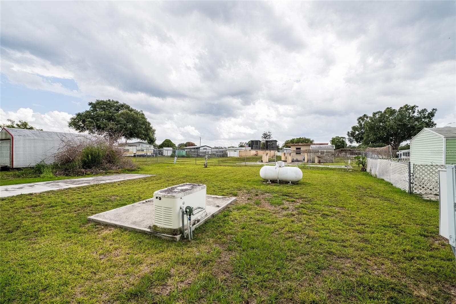 Manufactured Home at 2308 KAY ST, LAKE ALFRED, photo 23 of 27