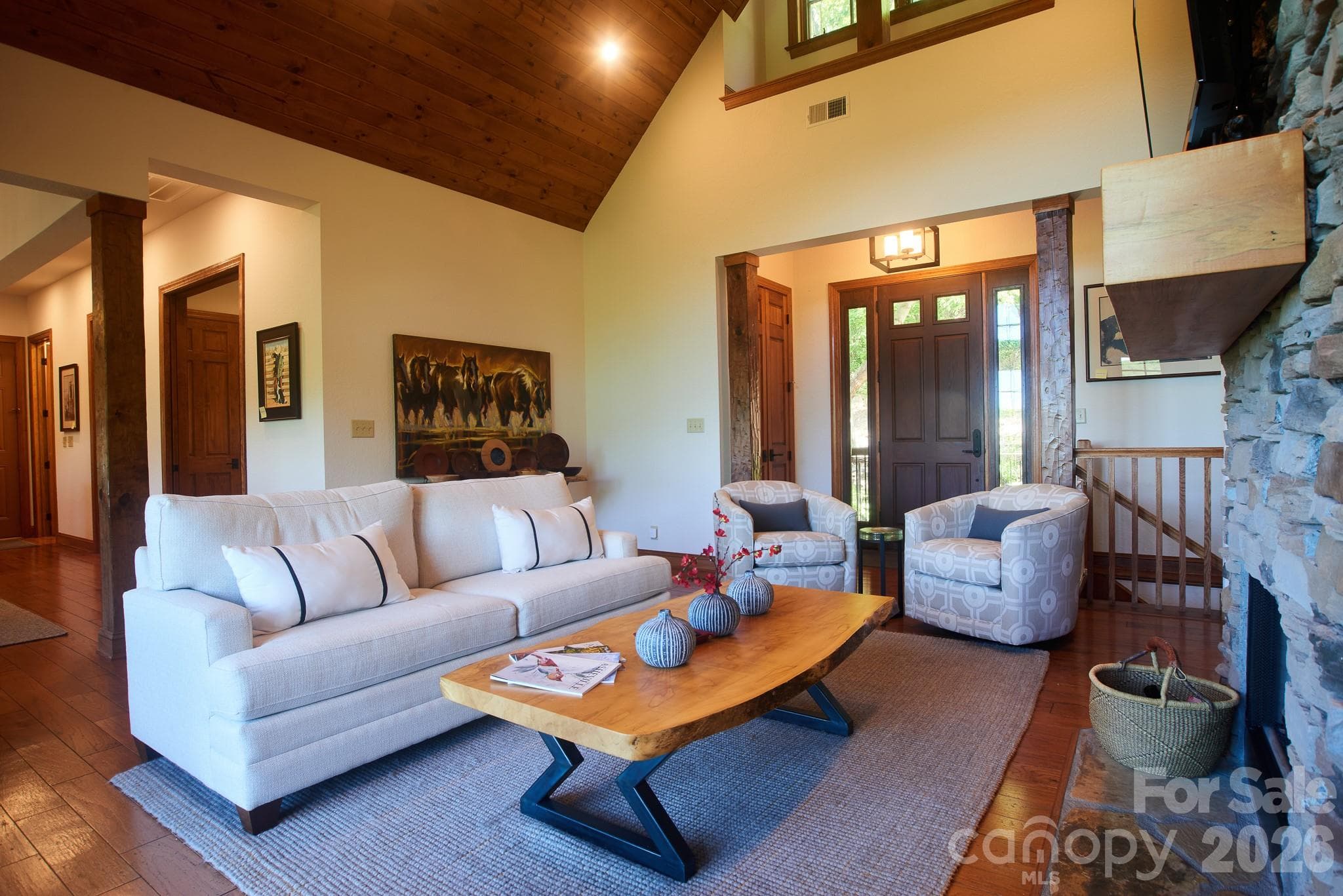 Living Room with Vaulted ceilings - Burnsville