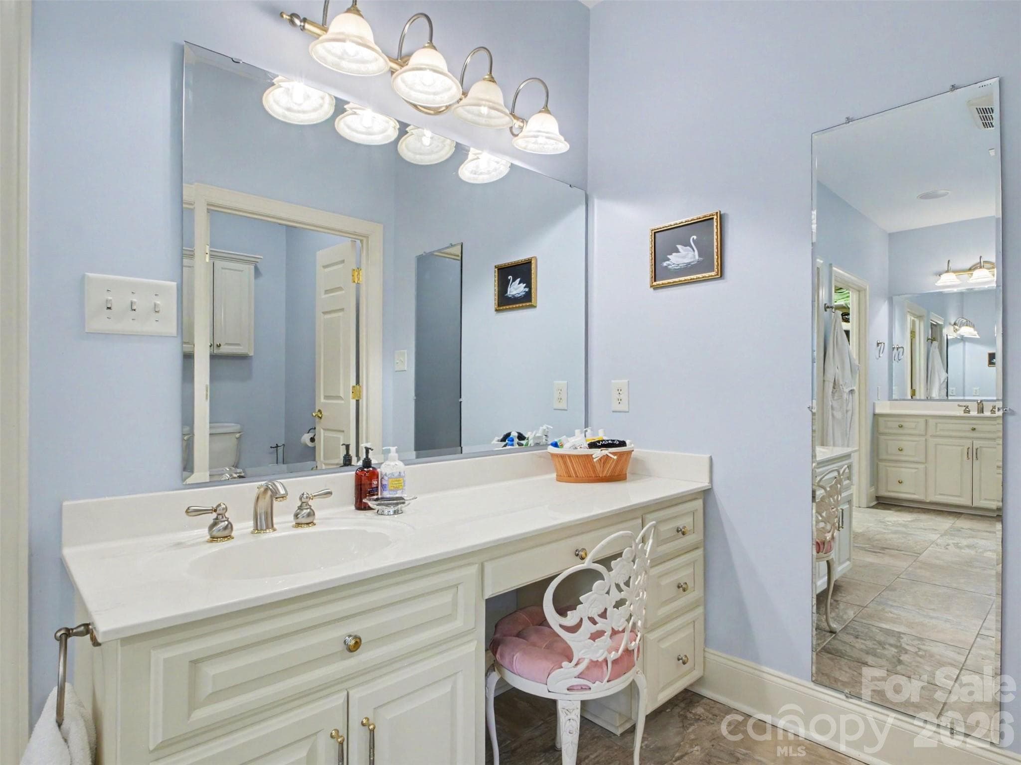 The primary bath also has two separate vanities... - 1422 Stone Gate Drive, Shelby