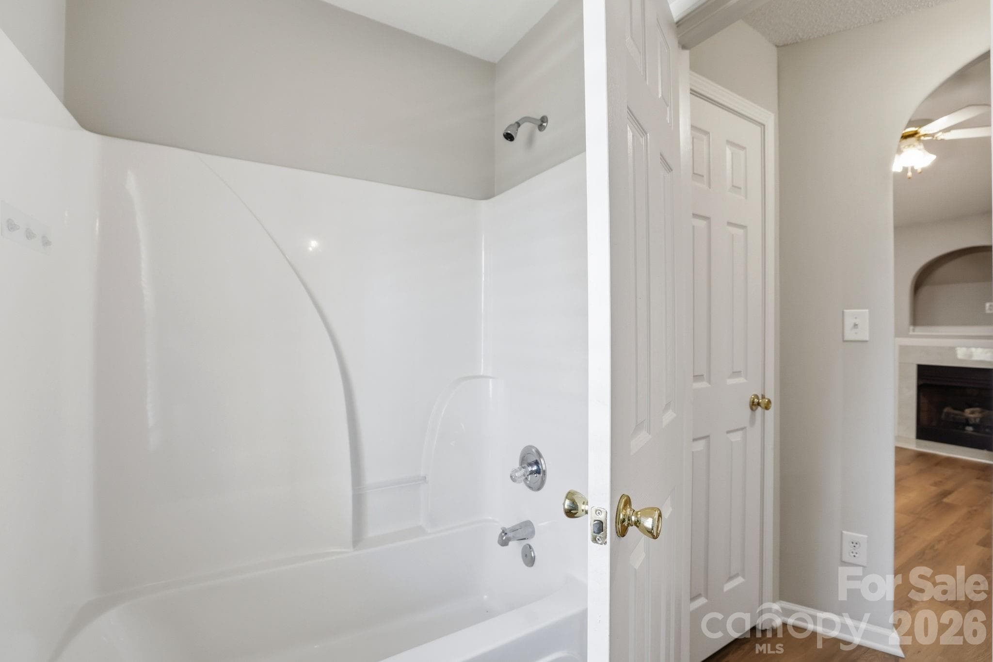 Secondary Bath - 7616 Silver Arrow Drive, Charlotte