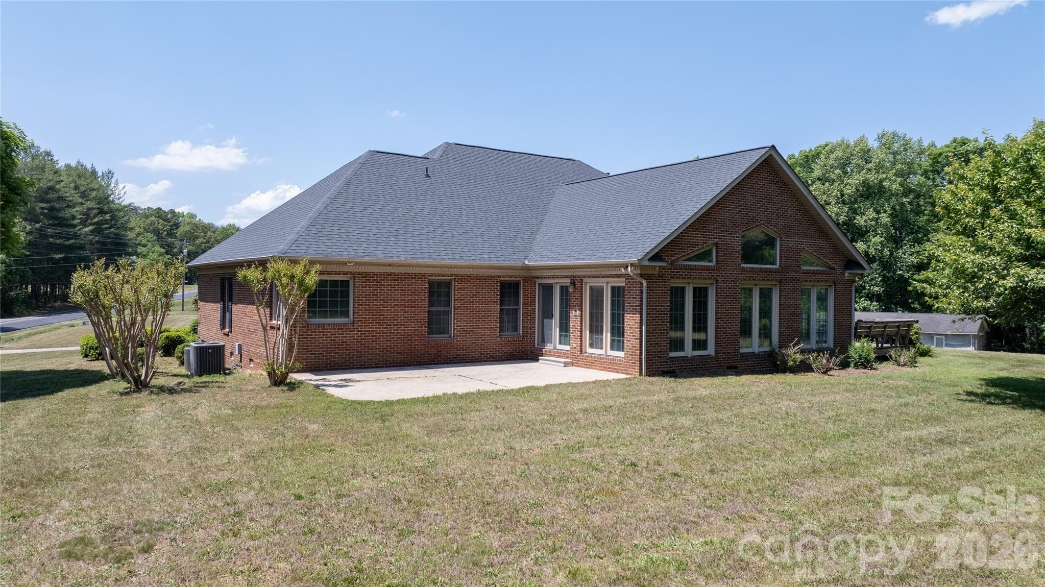Single Family Residence at Taylorsville, photo 8 of 48