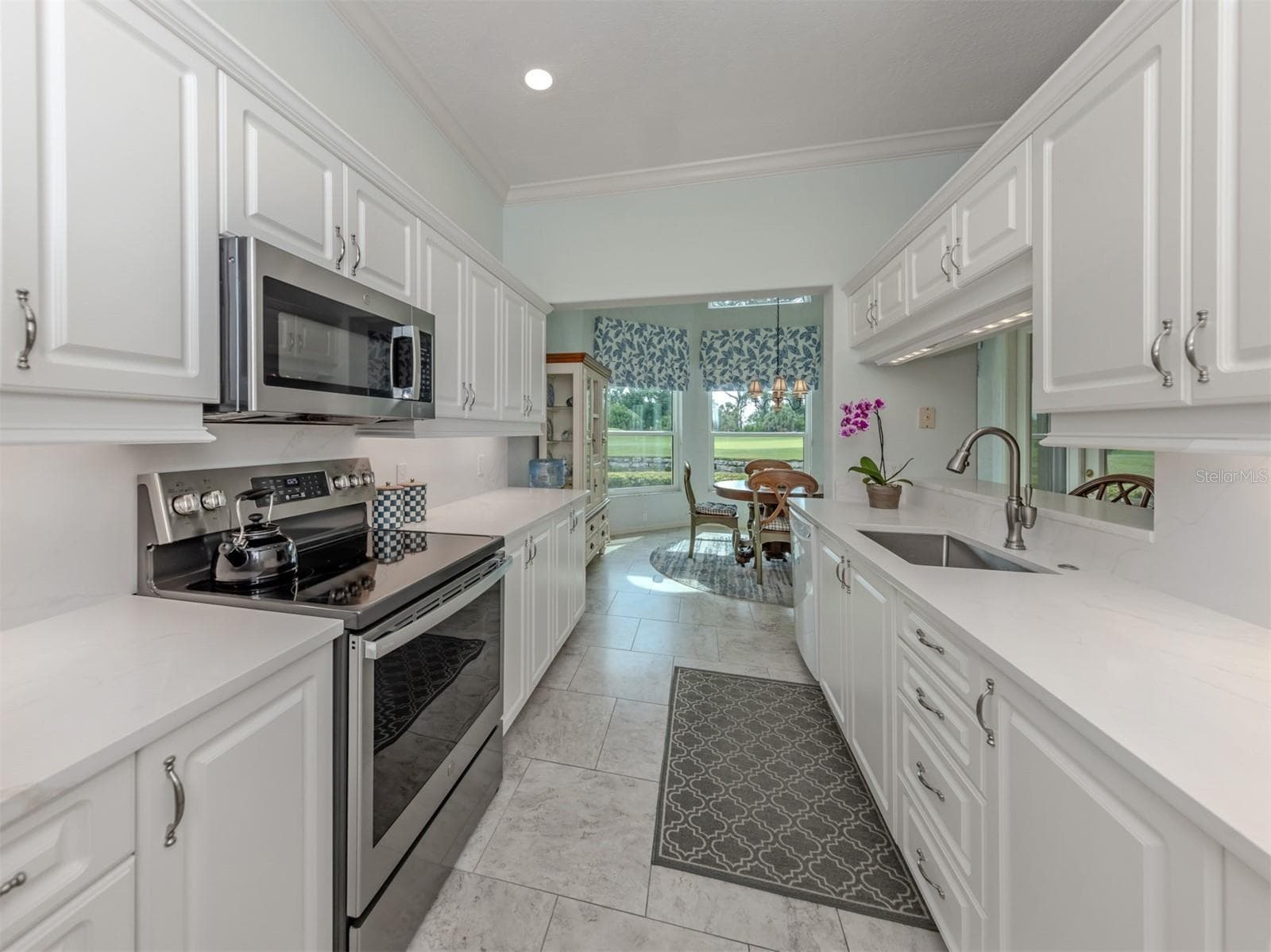 Single Family Residence at 417 WELLINGTON CT, VENICE, photo 14 of 70