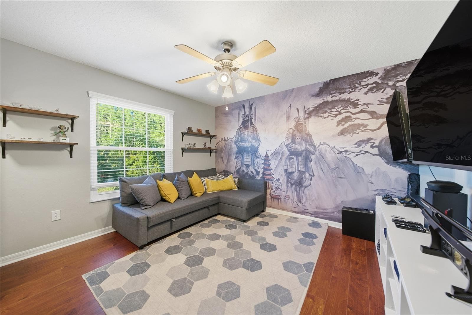 Single Family Residence at 18133 BAHAMA BAY DR, TAMPA, photo 44 of 52