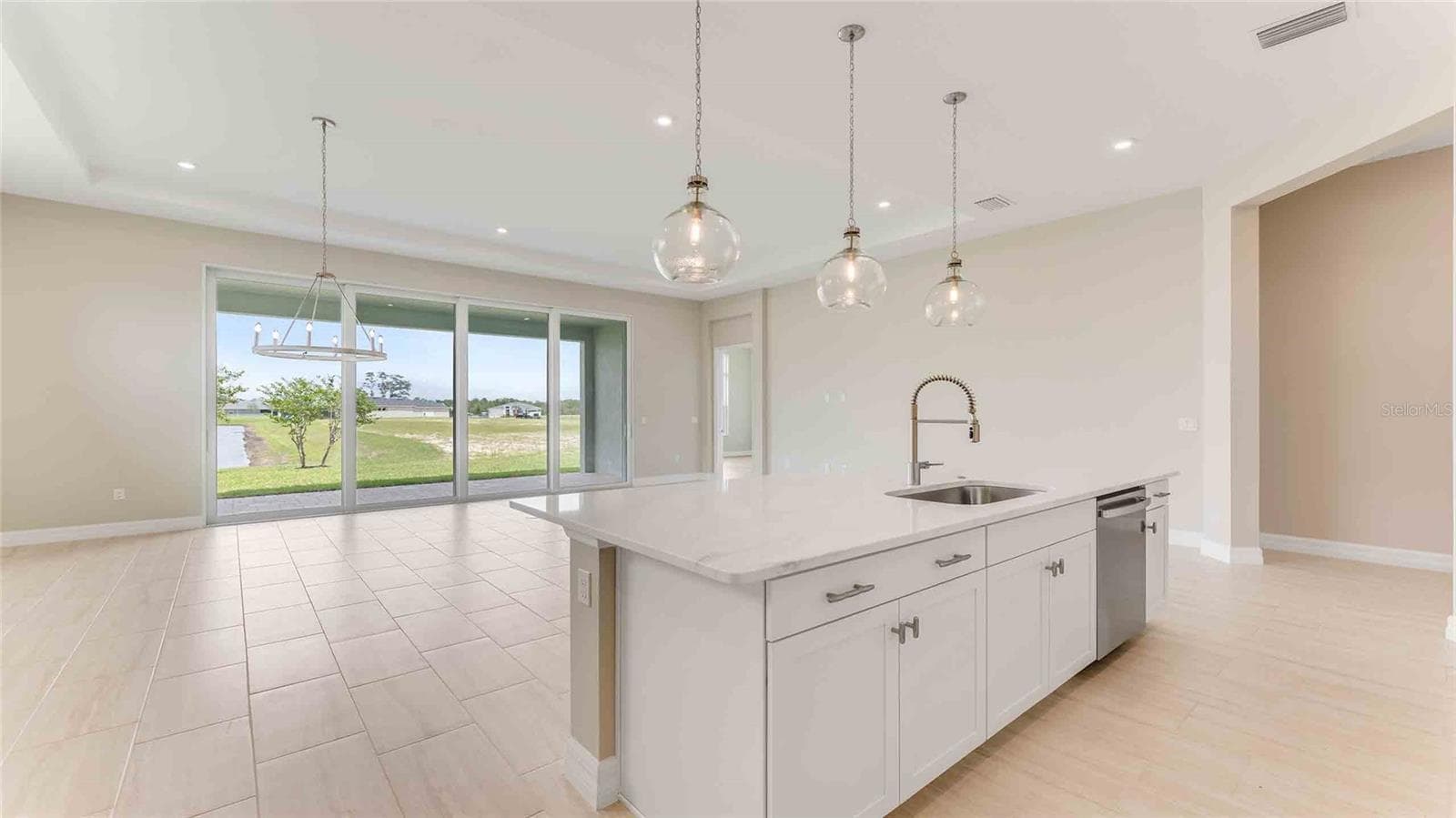 Kitchen - 1017 LILIANA DR, DELAND