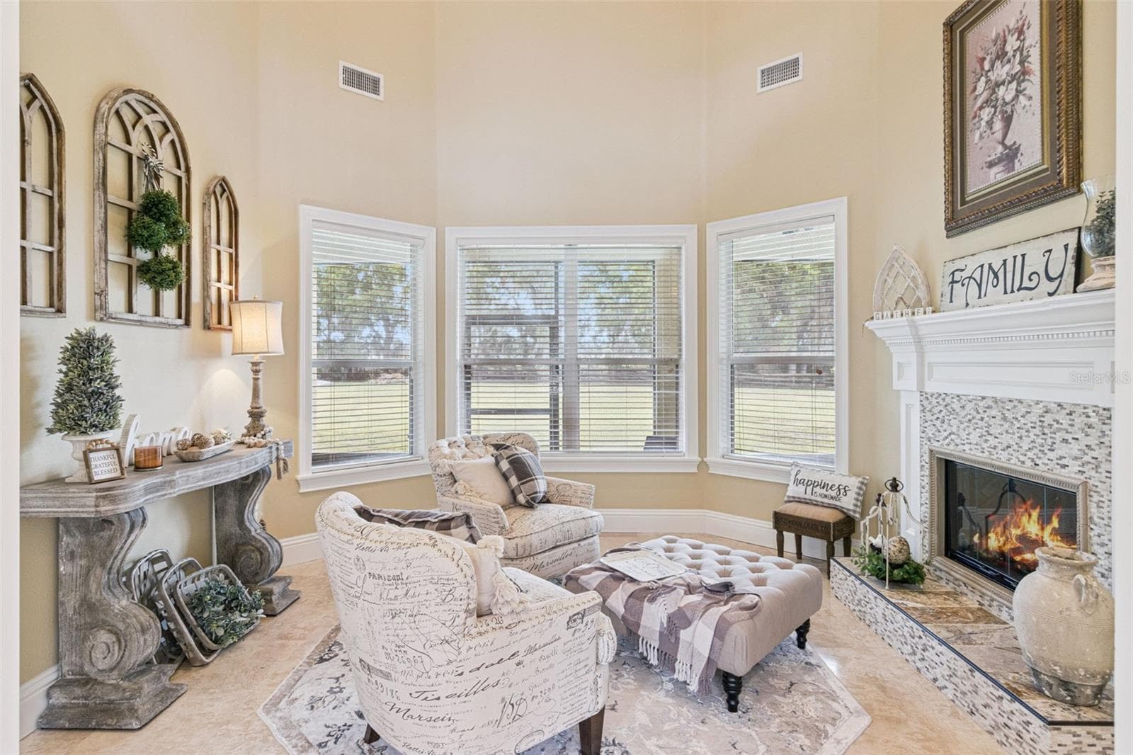 Family room with fireplace #1. - 4524 STONE WALL LN, PLANT CITY