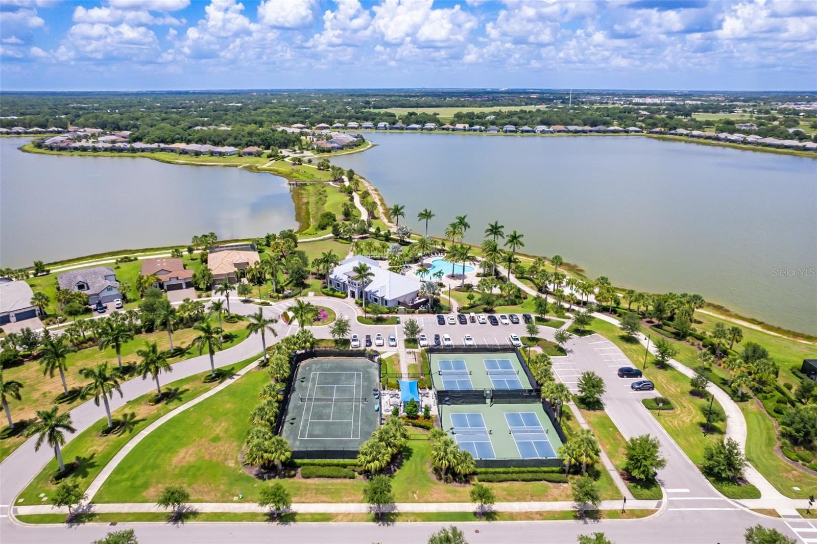 Single Family Residence at 825 SEASCAPE PL, SARASOTA, photo 69 of 95