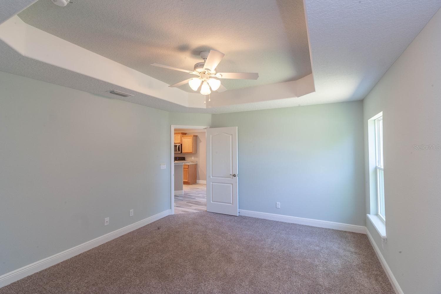 Single Family Residence at 16200 LENORD ST, UMATILLA, photo 9 of 20