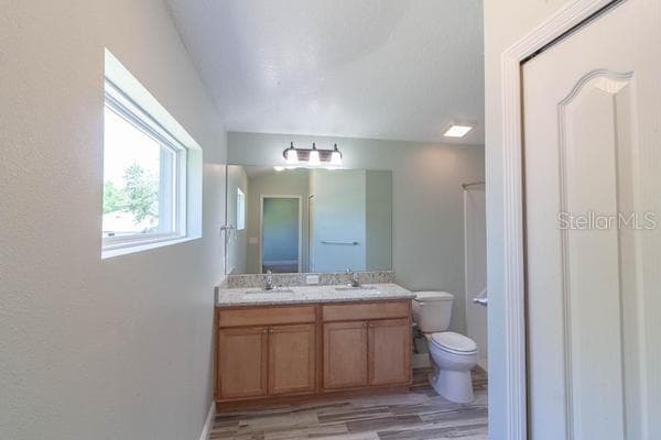 Primary Bath - 16200 LENORD ST, UMATILLA
