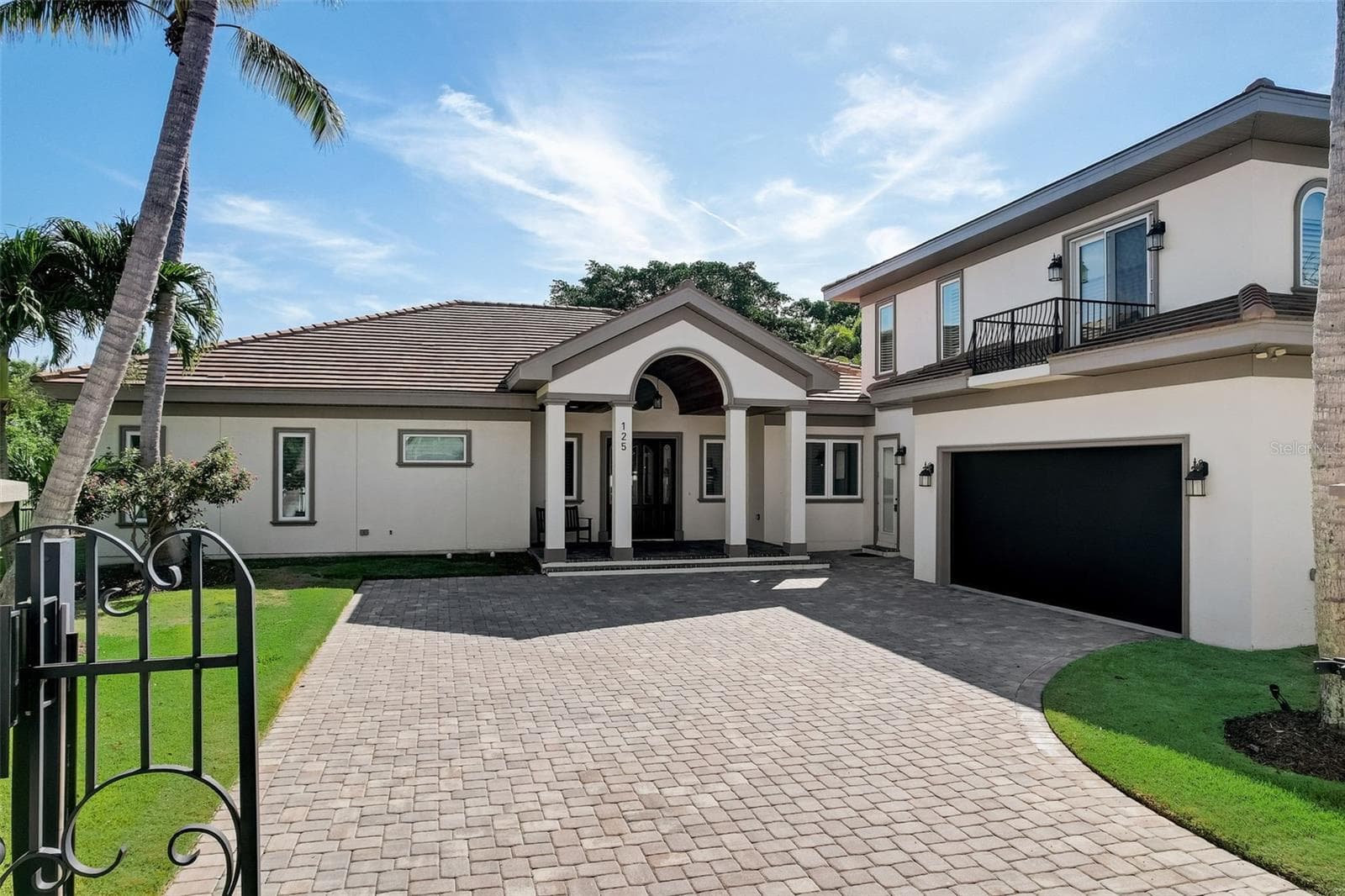 Front of the house - 125 S BLVD OF PRESIDENTS, SARASOTA