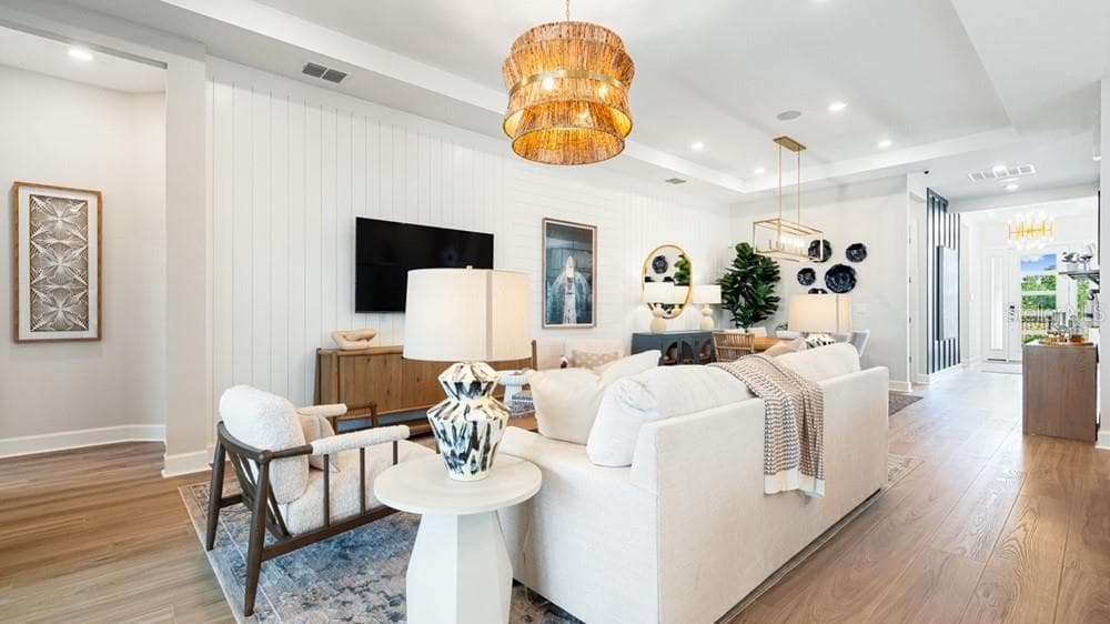 10606 Eclipse Street - Model Home Leaseback - Available Now for Closing! - 10606 ECLIPSE ST, SARASOTA