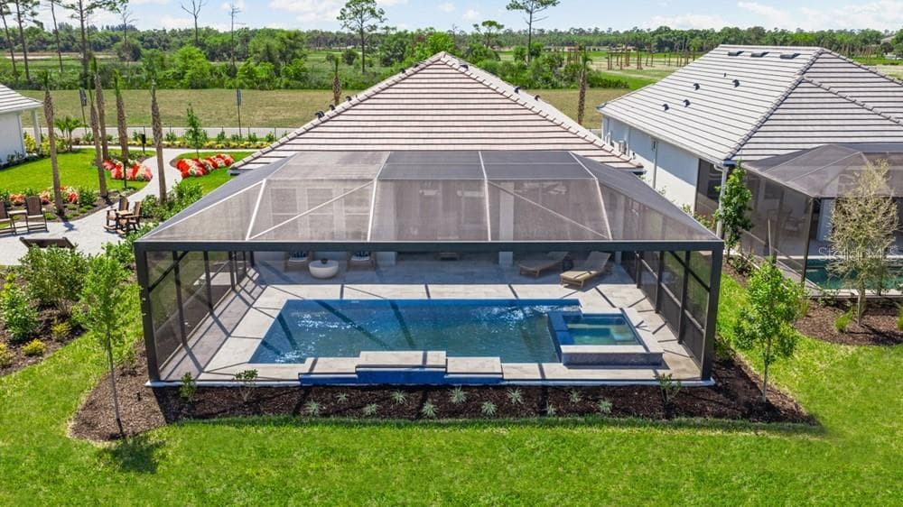 10606 Eclipse Street - Model Home Leaseback - Available Now for Closing! - 10606 ECLIPSE ST, SARASOTA