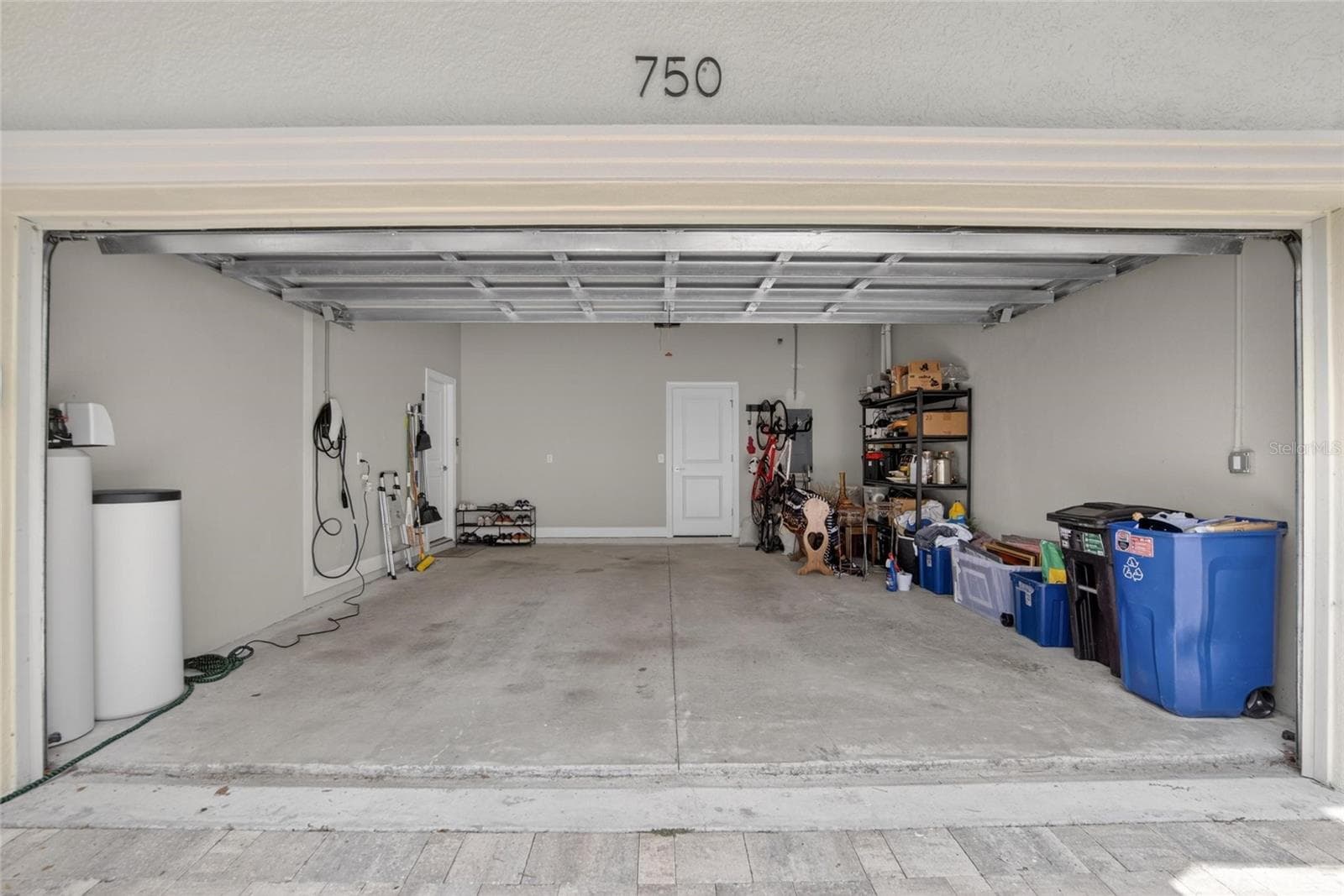 Townhouse at 750 GRAND CYPRESS LN, TARPON SPRINGS, photo 13 of 85