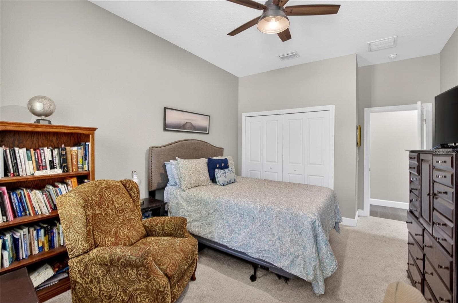 Townhouse at 750 GRAND CYPRESS LN, TARPON SPRINGS, photo 16 of 85