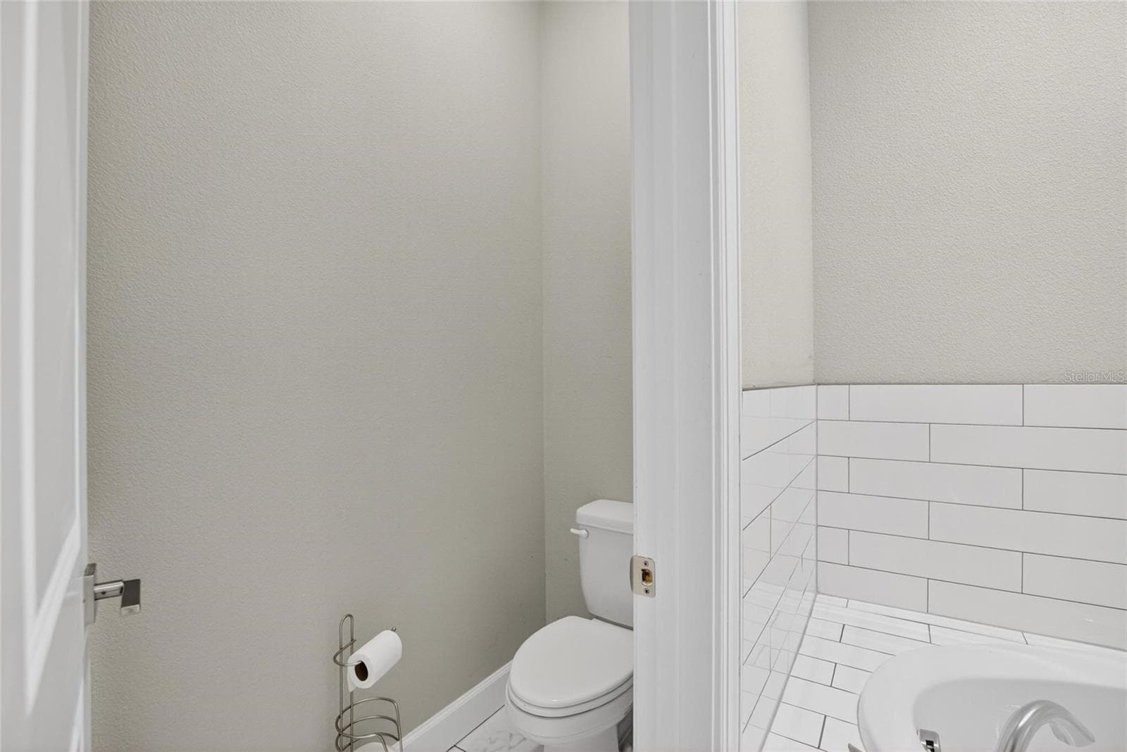 Townhouse at 750 GRAND CYPRESS LN, TARPON SPRINGS, photo 28 of 85