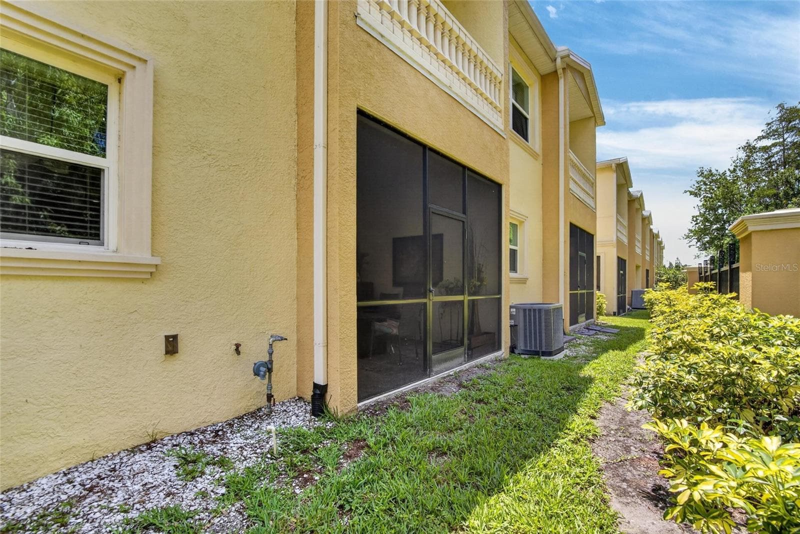 Townhouse at 750 GRAND CYPRESS LN, TARPON SPRINGS, photo 46 of 85