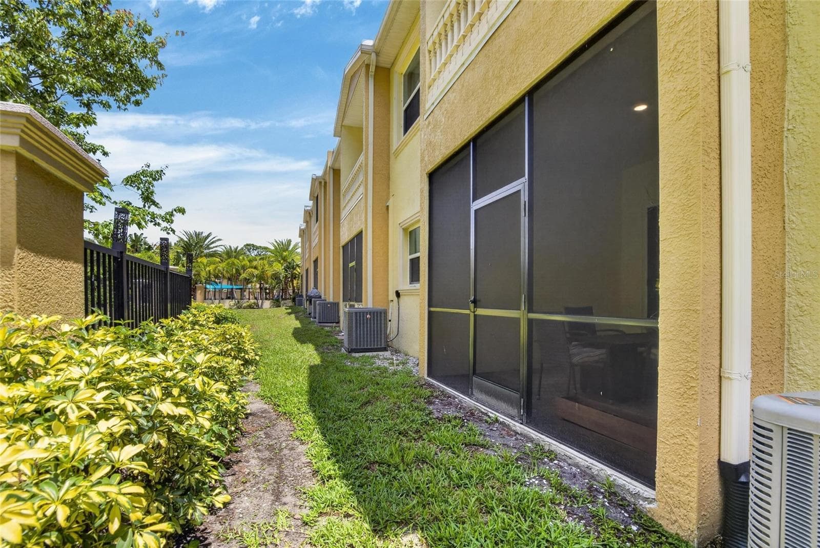 Townhouse at 750 GRAND CYPRESS LN, TARPON SPRINGS, photo 48 of 85