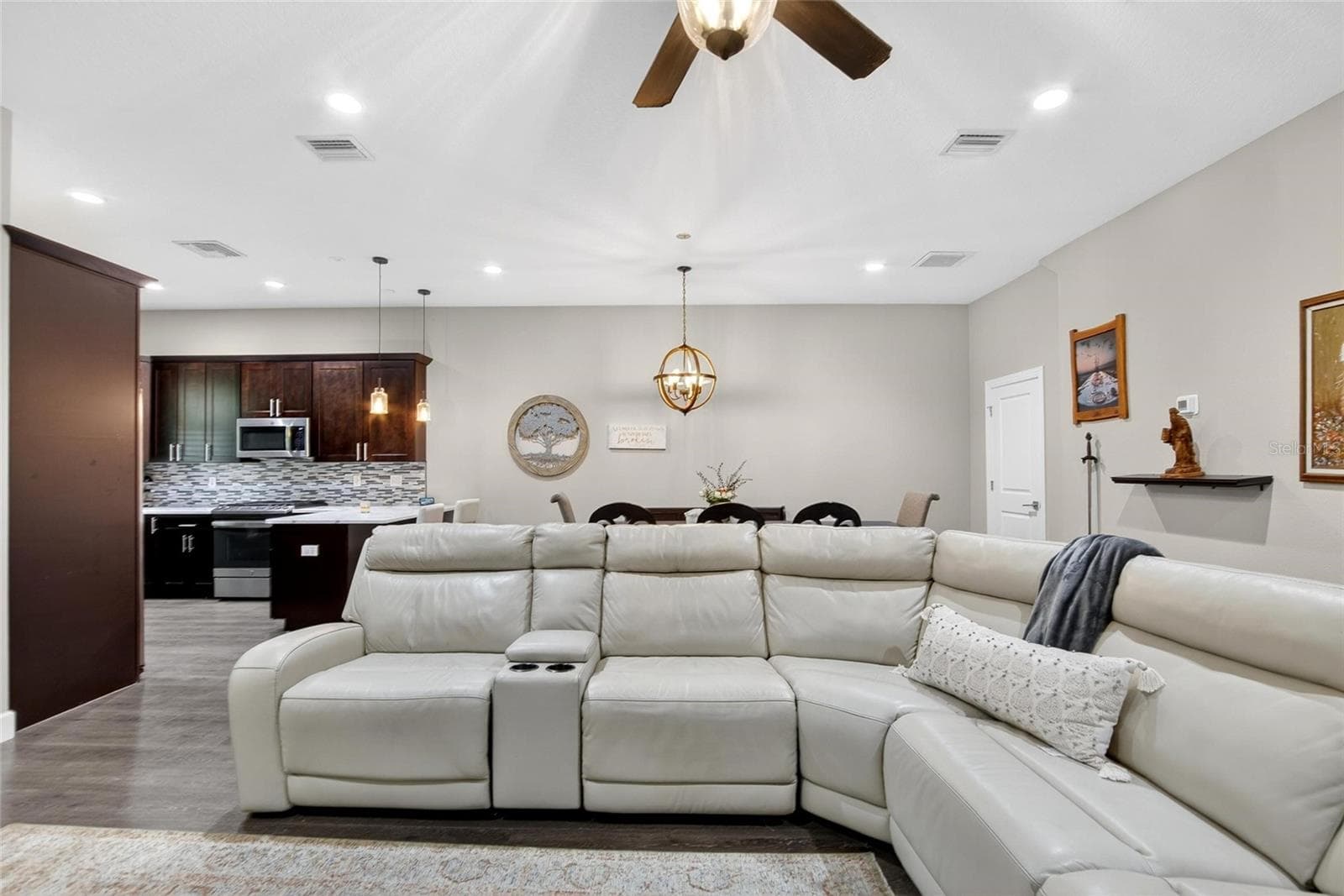 Townhouse at 750 GRAND CYPRESS LN, TARPON SPRINGS, photo 60 of 85
