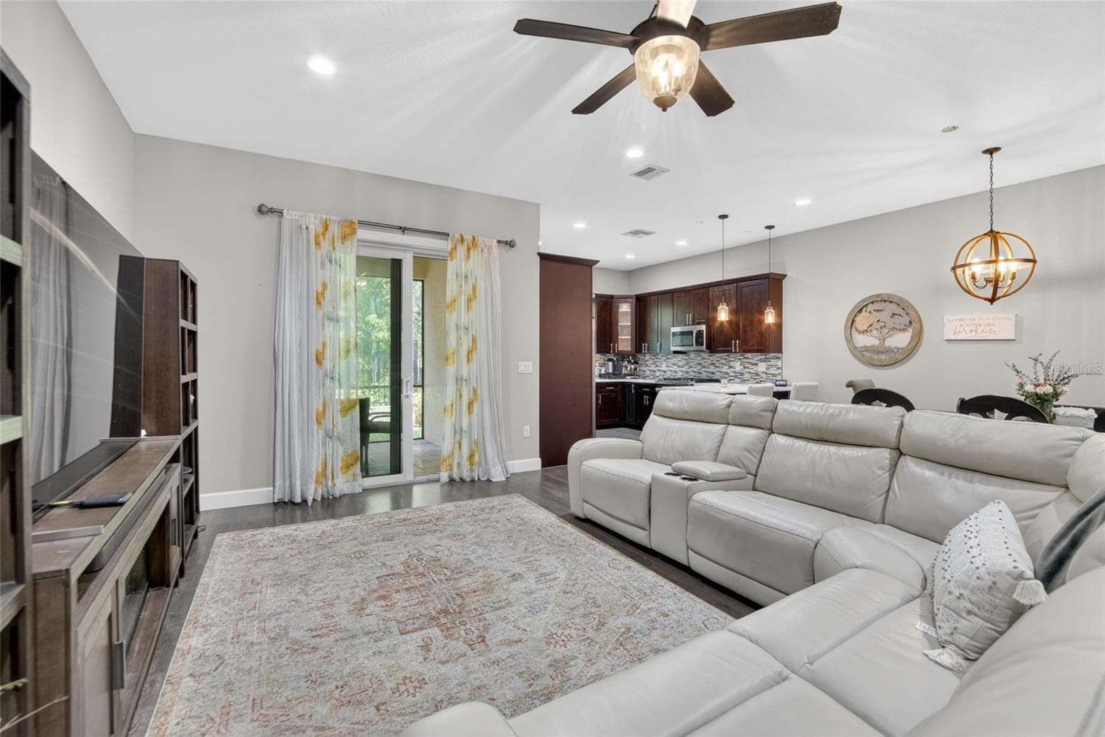 Townhouse at 750 GRAND CYPRESS LN, TARPON SPRINGS, photo 65 of 85