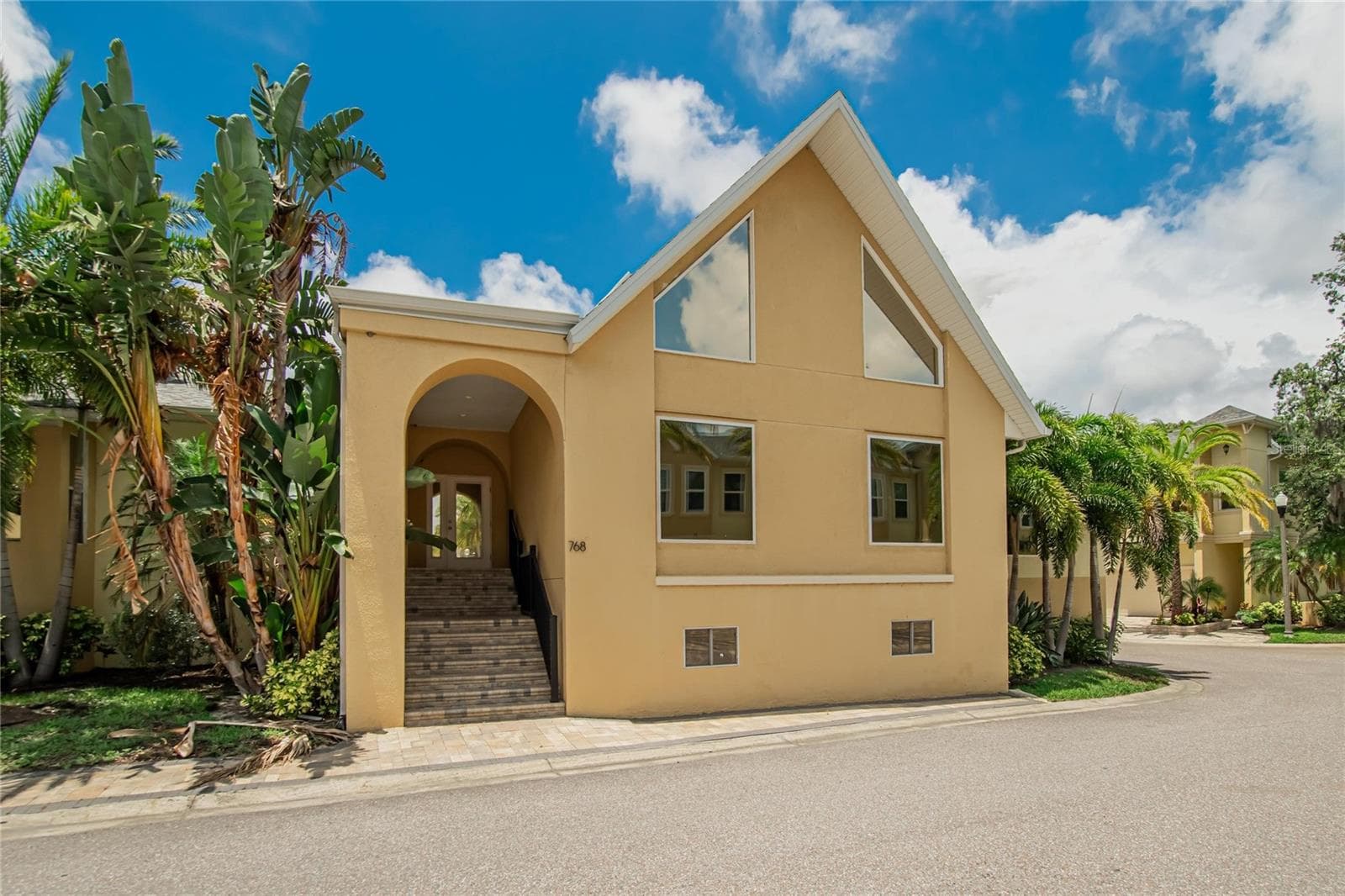 Townhouse at 750 GRAND CYPRESS LN, TARPON SPRINGS, photo 71 of 85