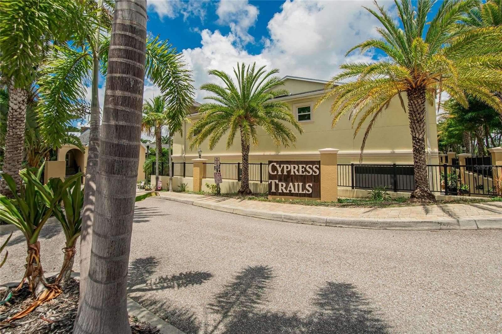 Townhouse at 750 GRAND CYPRESS LN, TARPON SPRINGS, photo 73 of 85