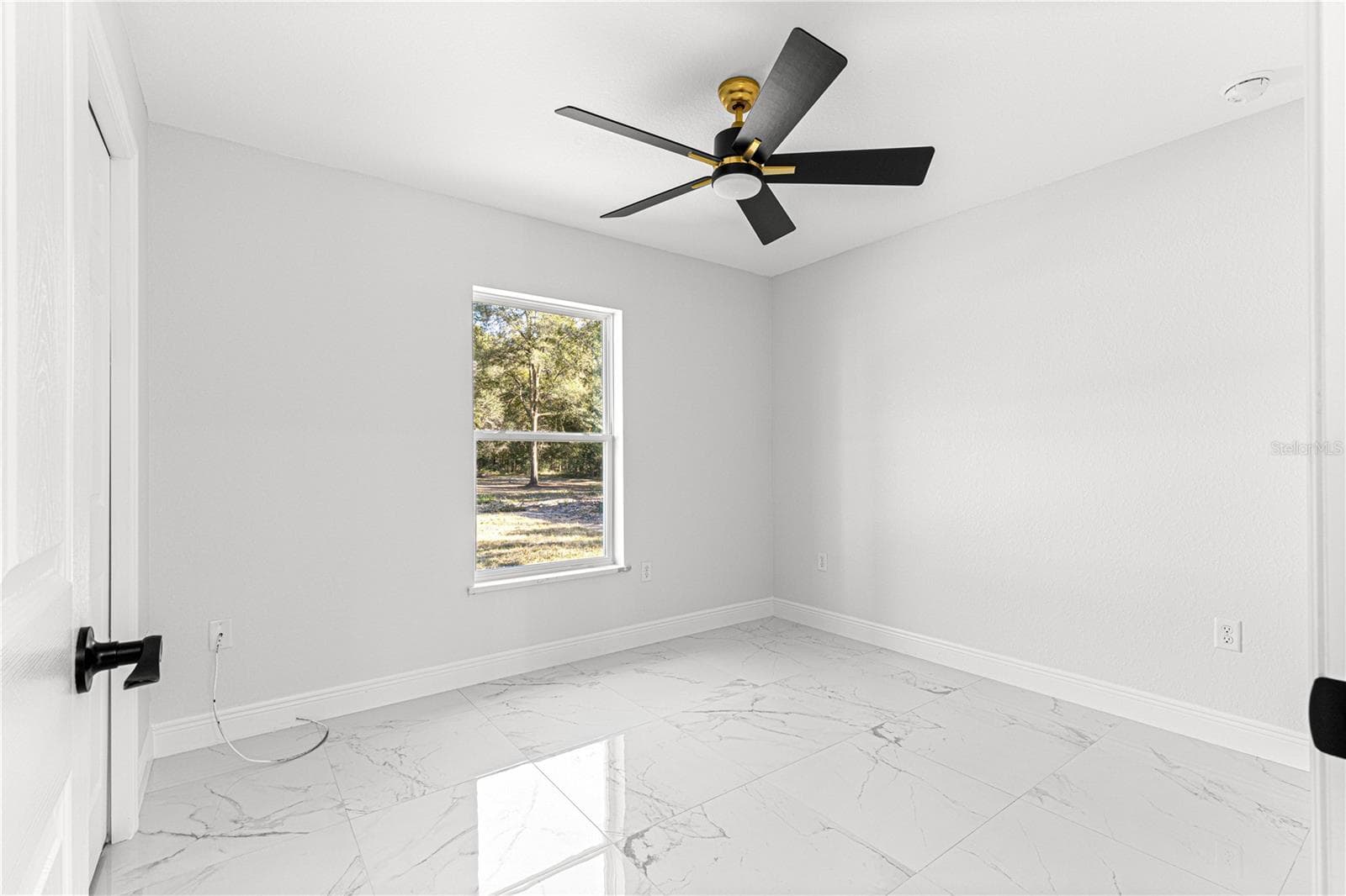 Single Family Residence at 10325 SE 125TH LN, BELLEVIEW, photo 11 of 23