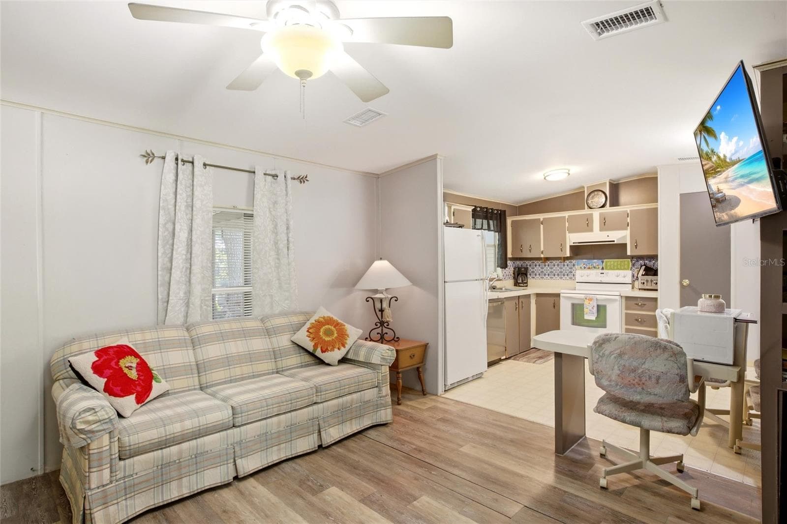 Manufactured Home at 3348 OMEC ST, LAKE WALES, photo 10 of 63