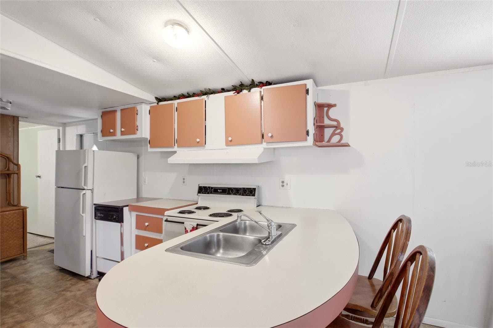 Manufactured Home at 3348 OMEC ST, LAKE WALES, photo 35 of 63