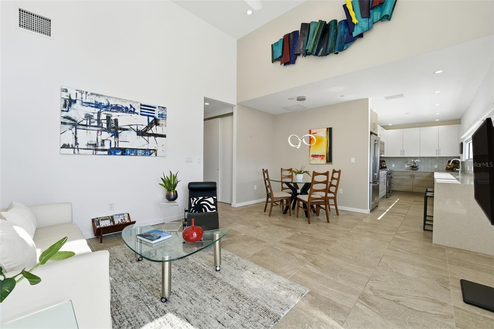 Condominium at 1350 5TH ST #402, SARASOTA, photo 10 of 31