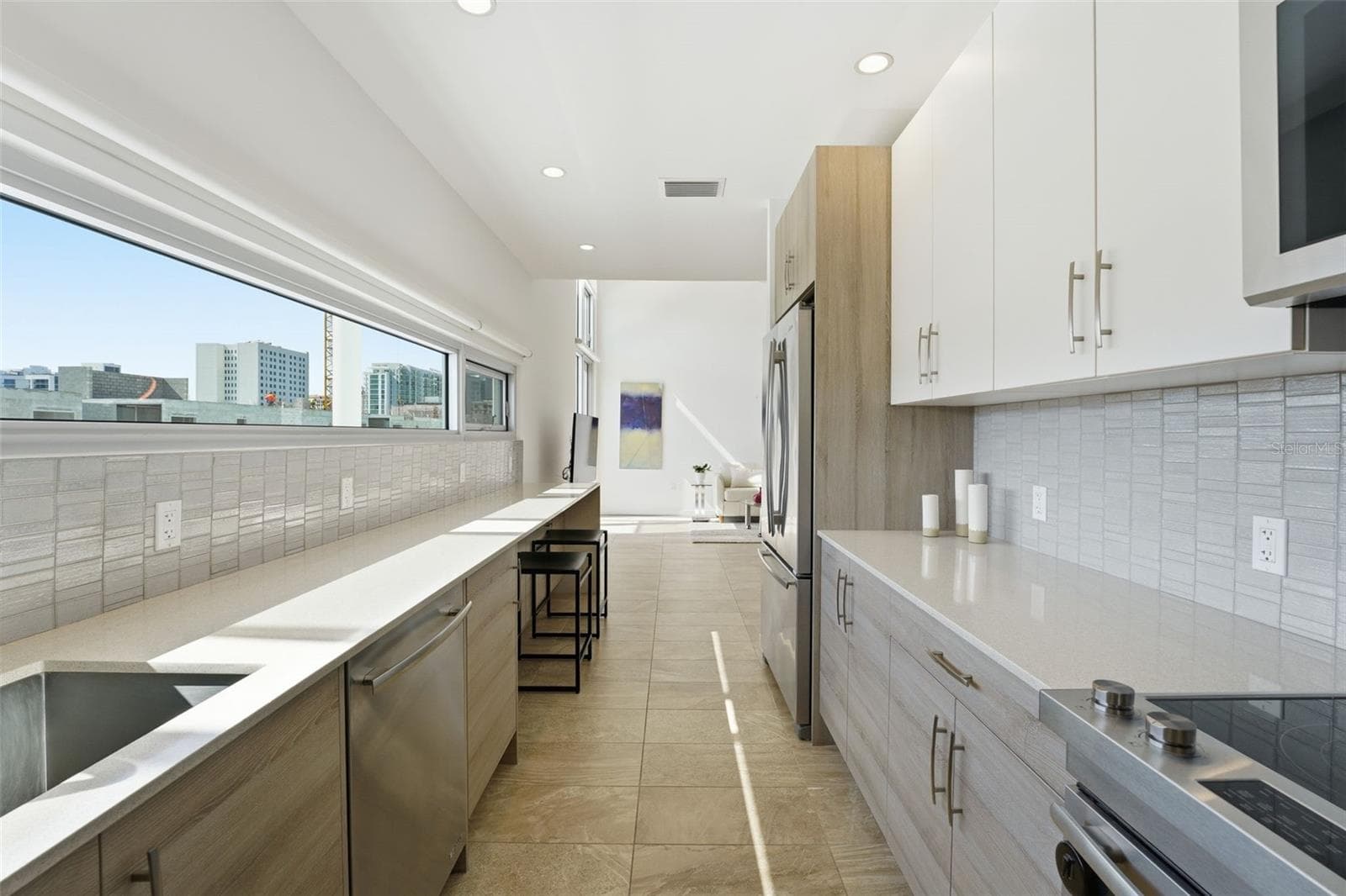 Condominium at 1350 5TH ST #402, SARASOTA, photo 14 of 31
