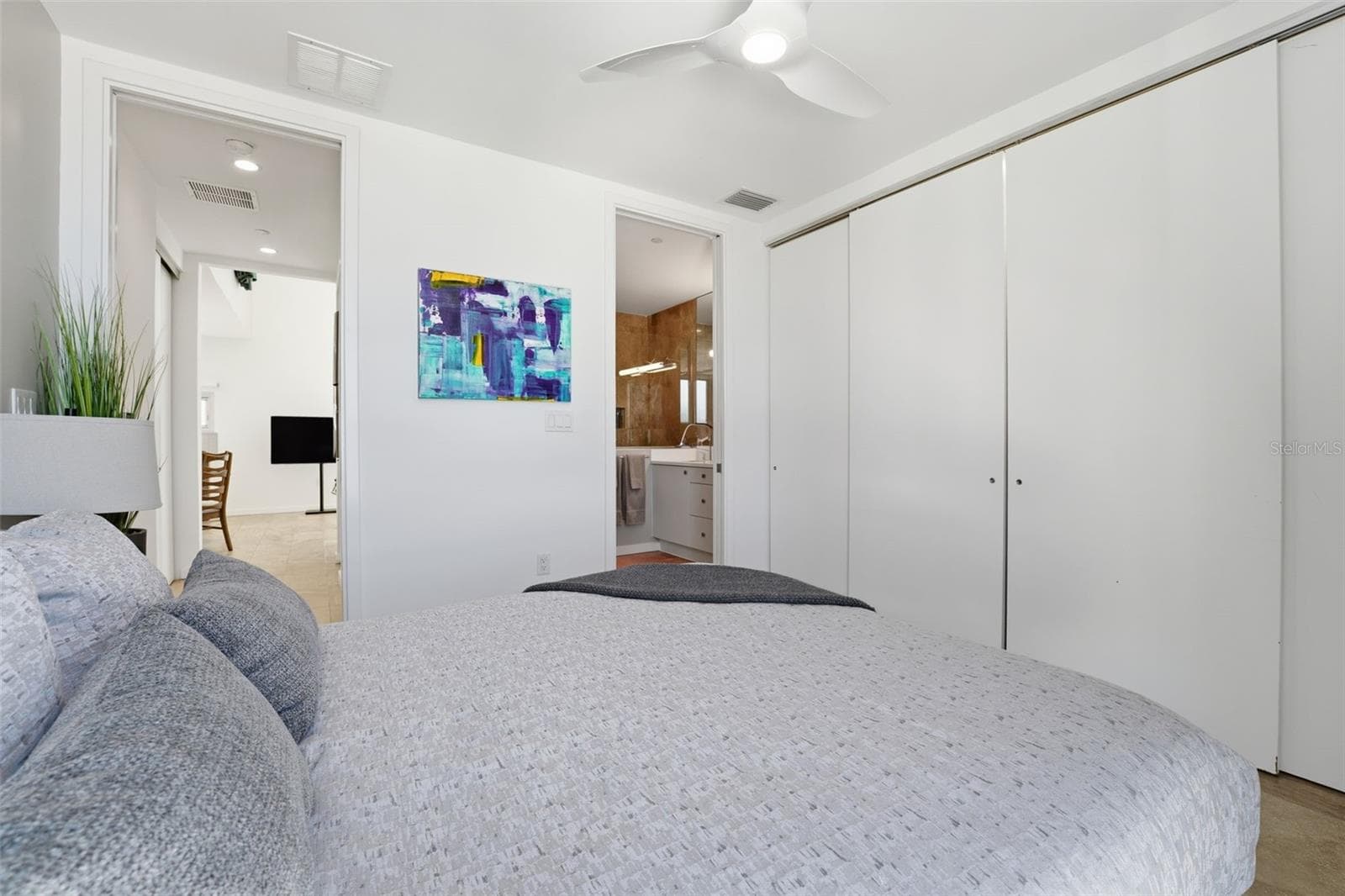 Condominium at 1350 5TH ST #402, SARASOTA, photo 20 of 31