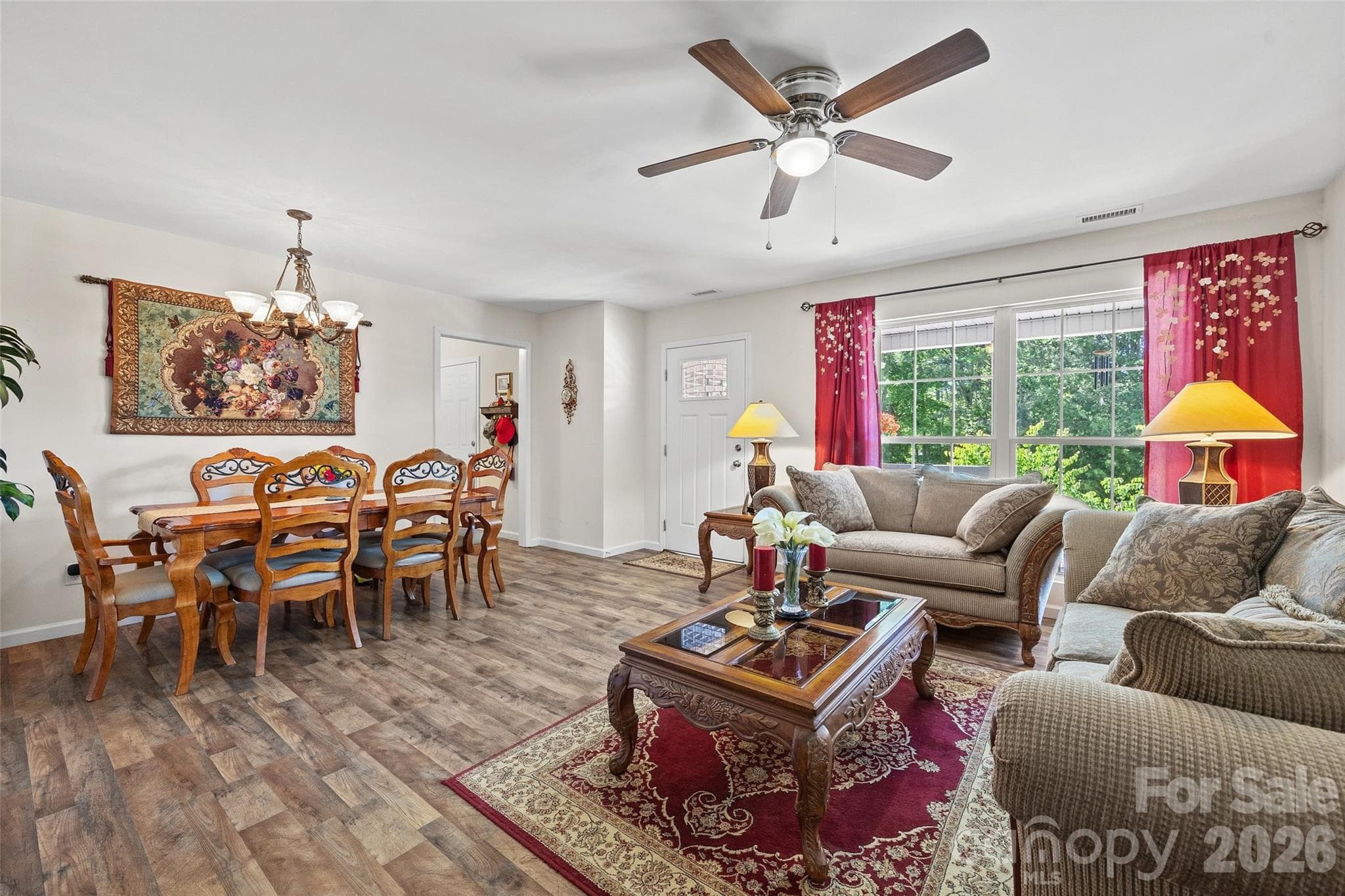Single Family Residence at 208 Victoria Circle, York, photo 6 of 23
