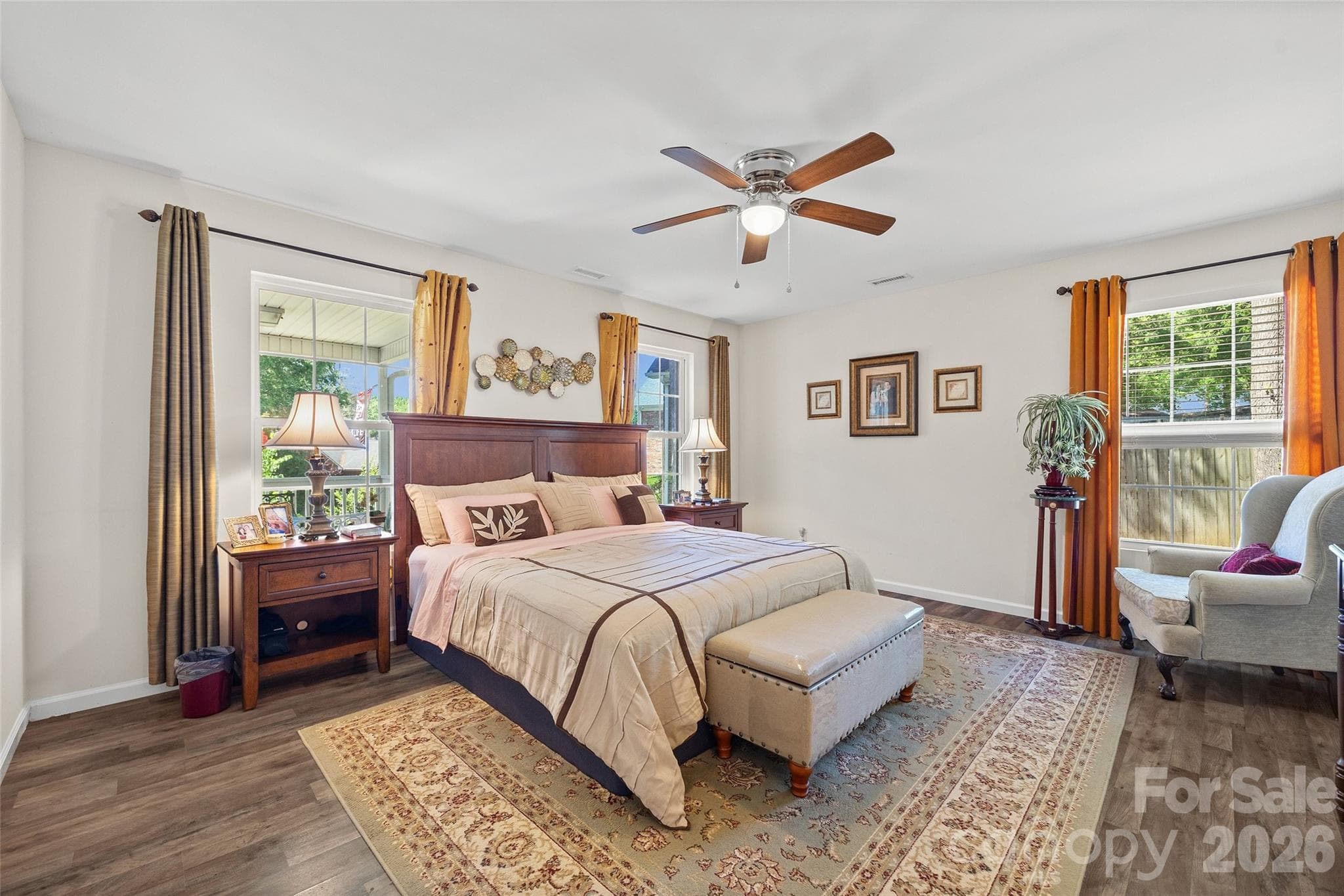 Single Family Residence at 208 Victoria Circle, York, photo 13 of 23