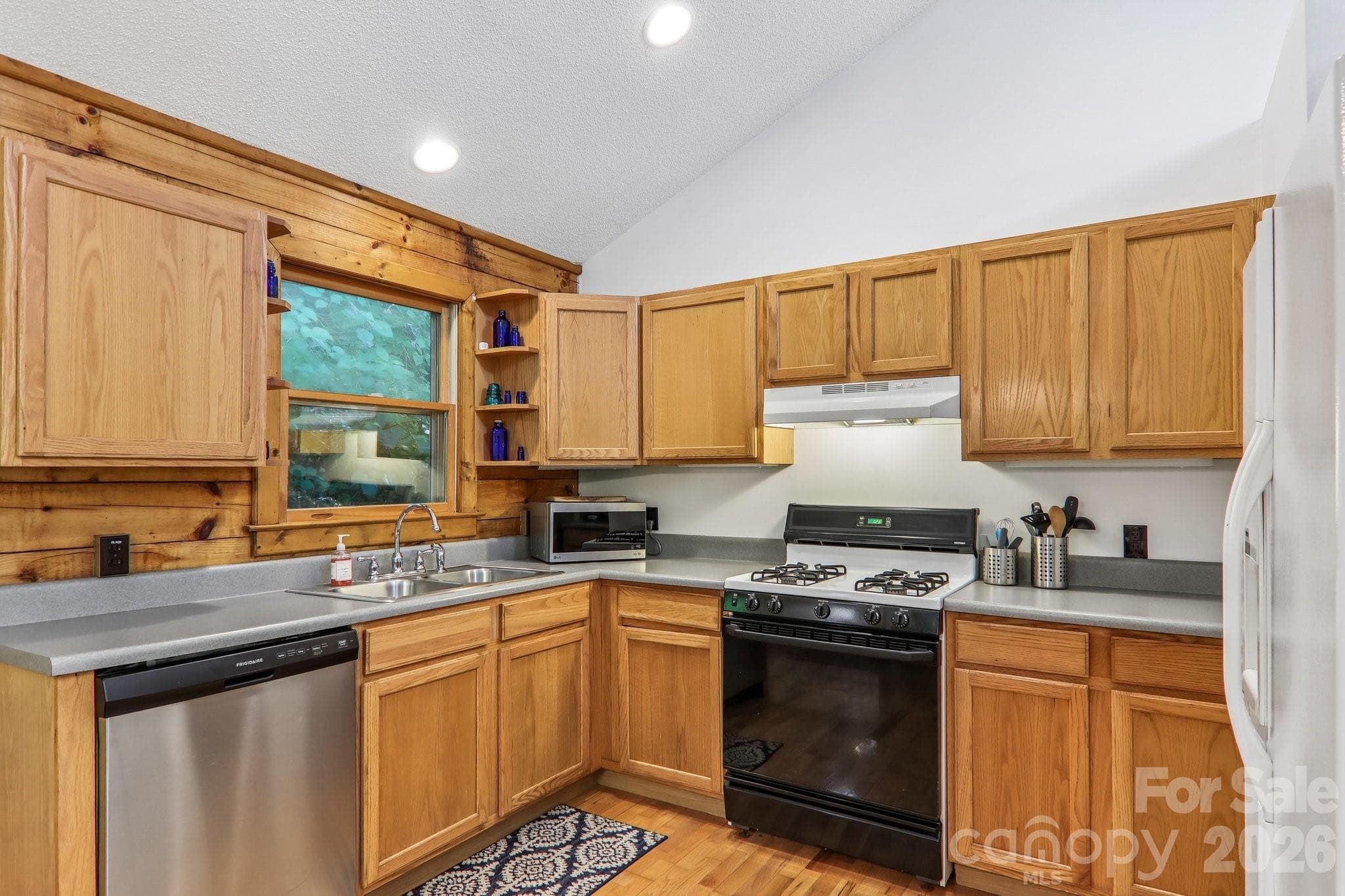 Single Family Residence at Maggie Valley, photo 15 of 48