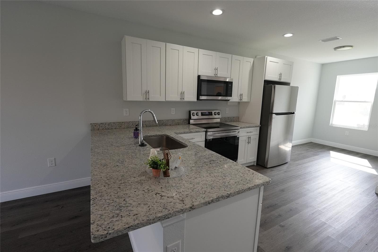 Duplex at 17196 BONNIE AVE, PORT CHARLOTTE, photo 5 of 32