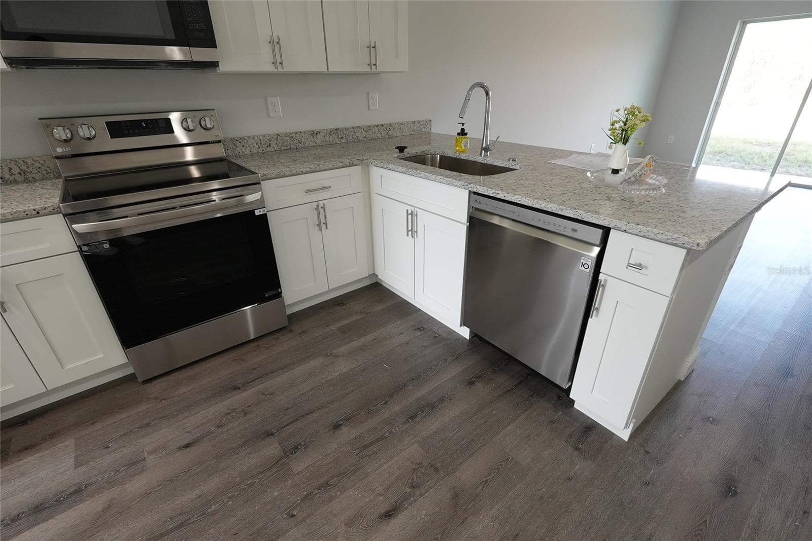 Duplex at 17196 BONNIE AVE, PORT CHARLOTTE, photo 25 of 32